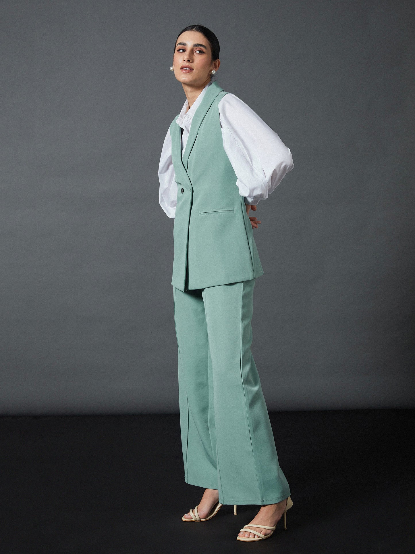 Blue Sleeveless Blazer With Darted Palazzo Pants