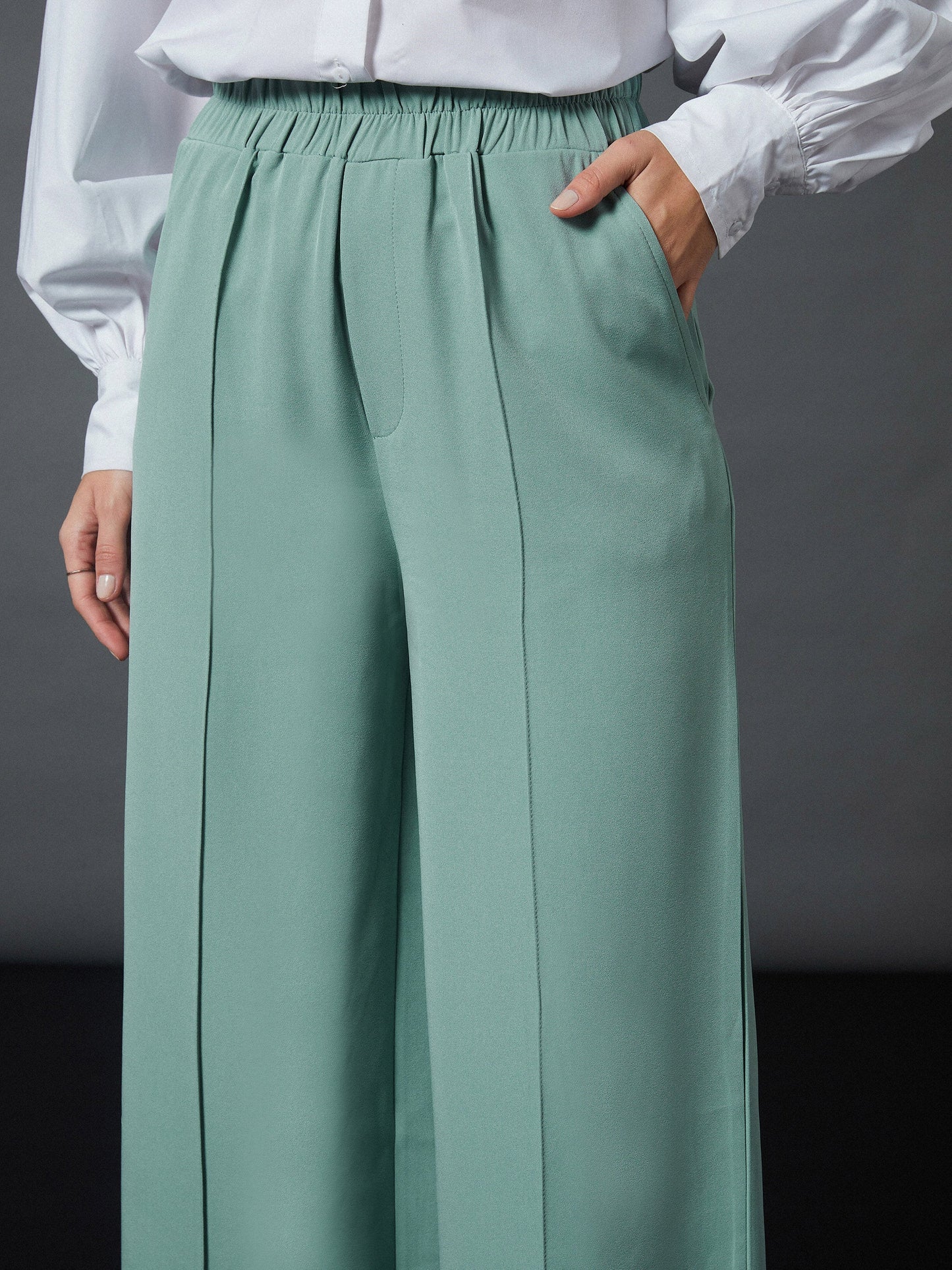 Blue Sleeveless Blazer With Darted Palazzo Pants