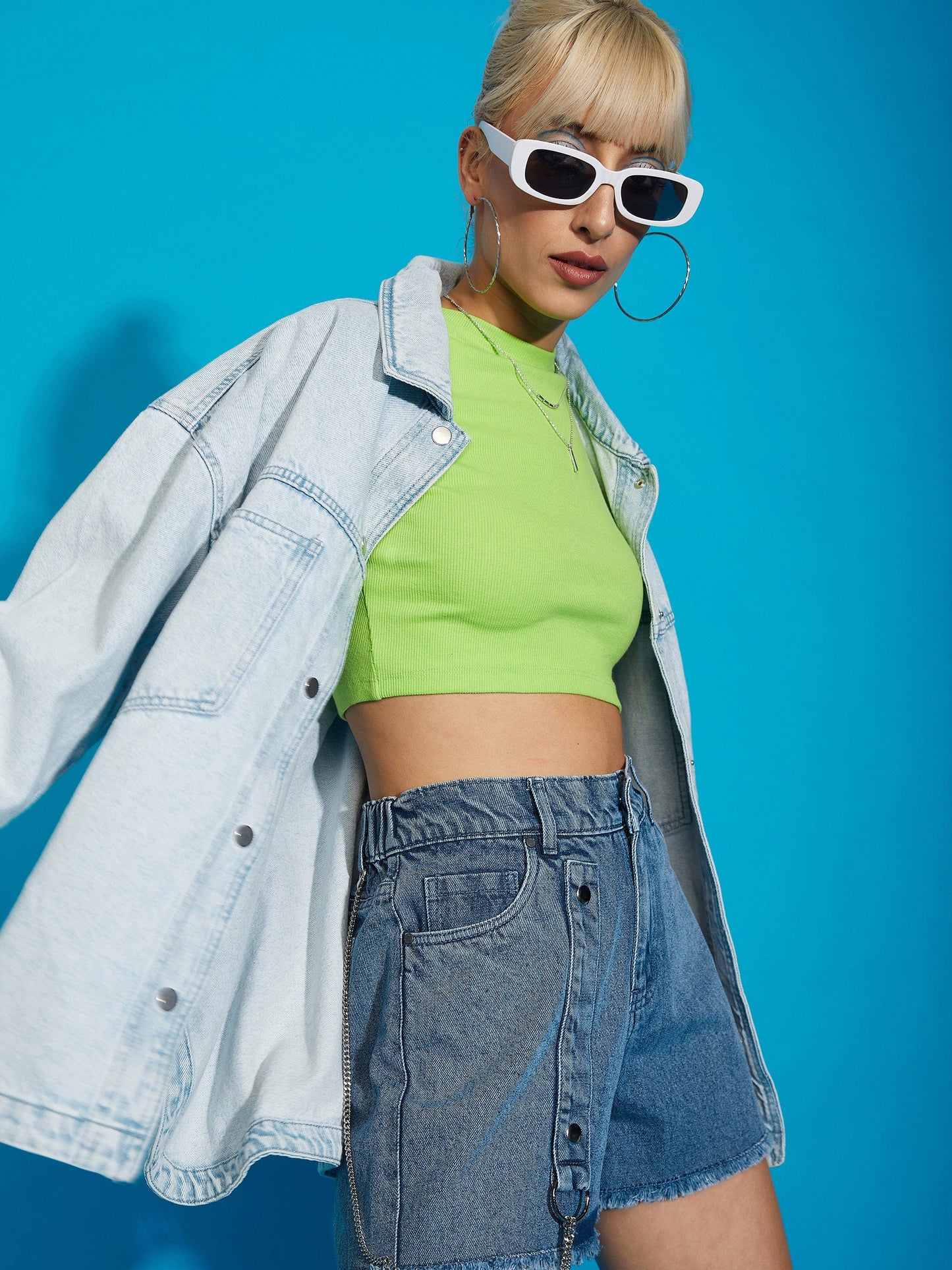 Women Blue Denim Wash Chain Detail Shorts