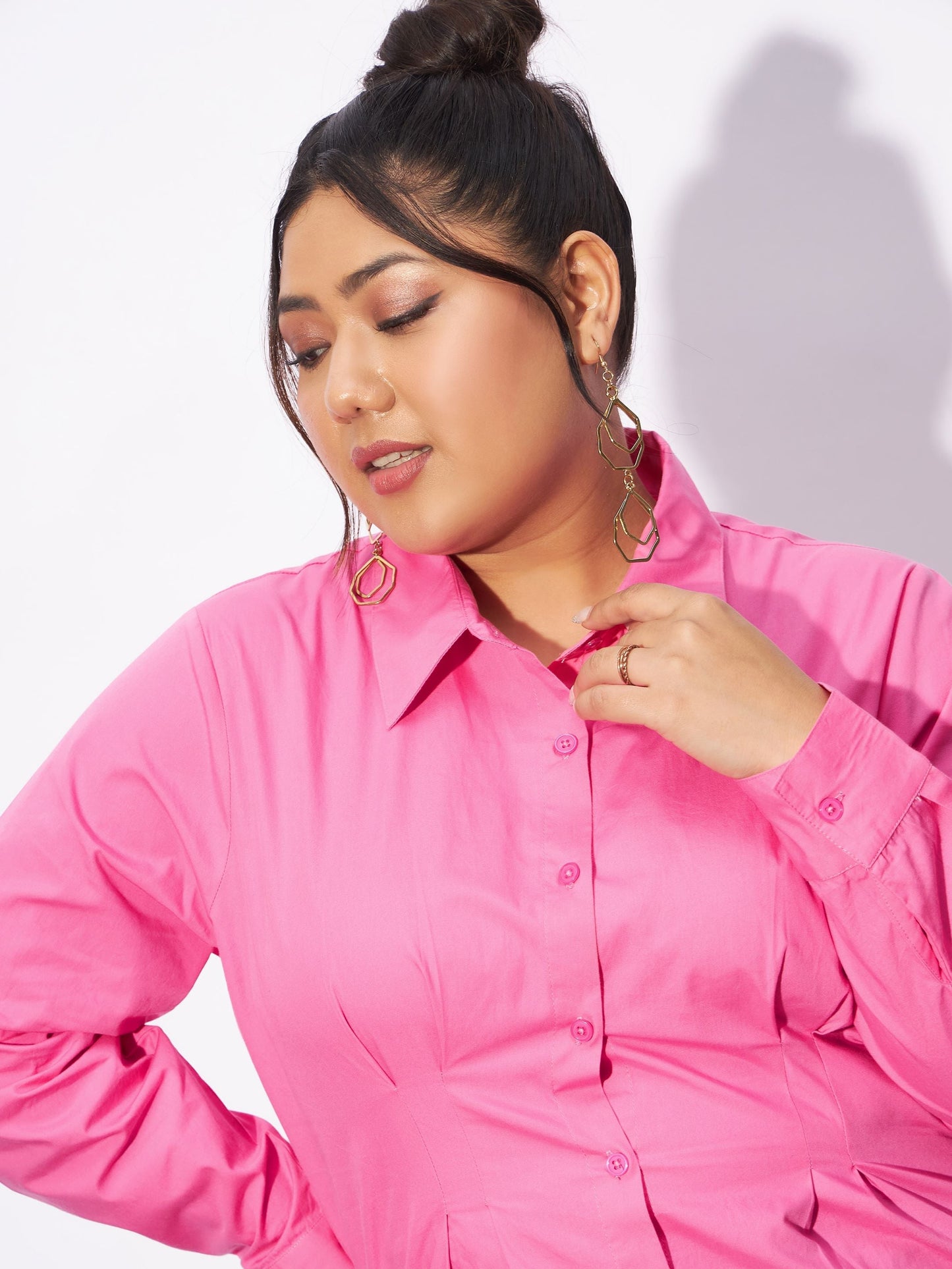 Pink Poplin Pleated Slim Waist Shirt-SASSAFRAS Curve