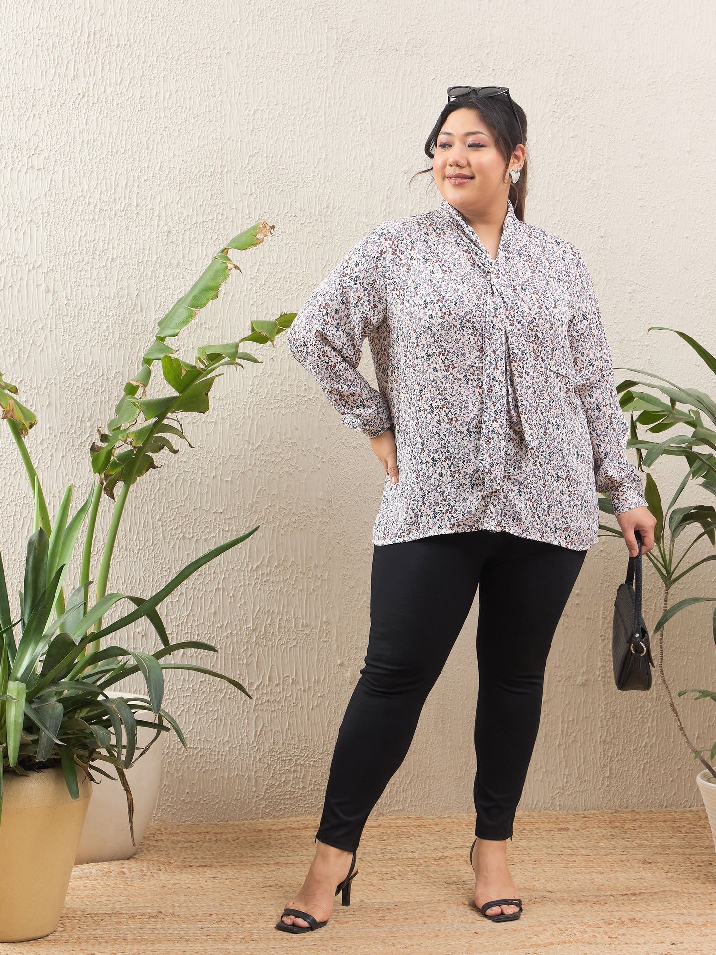 White Ditsy Floral Tie Knot Shirt