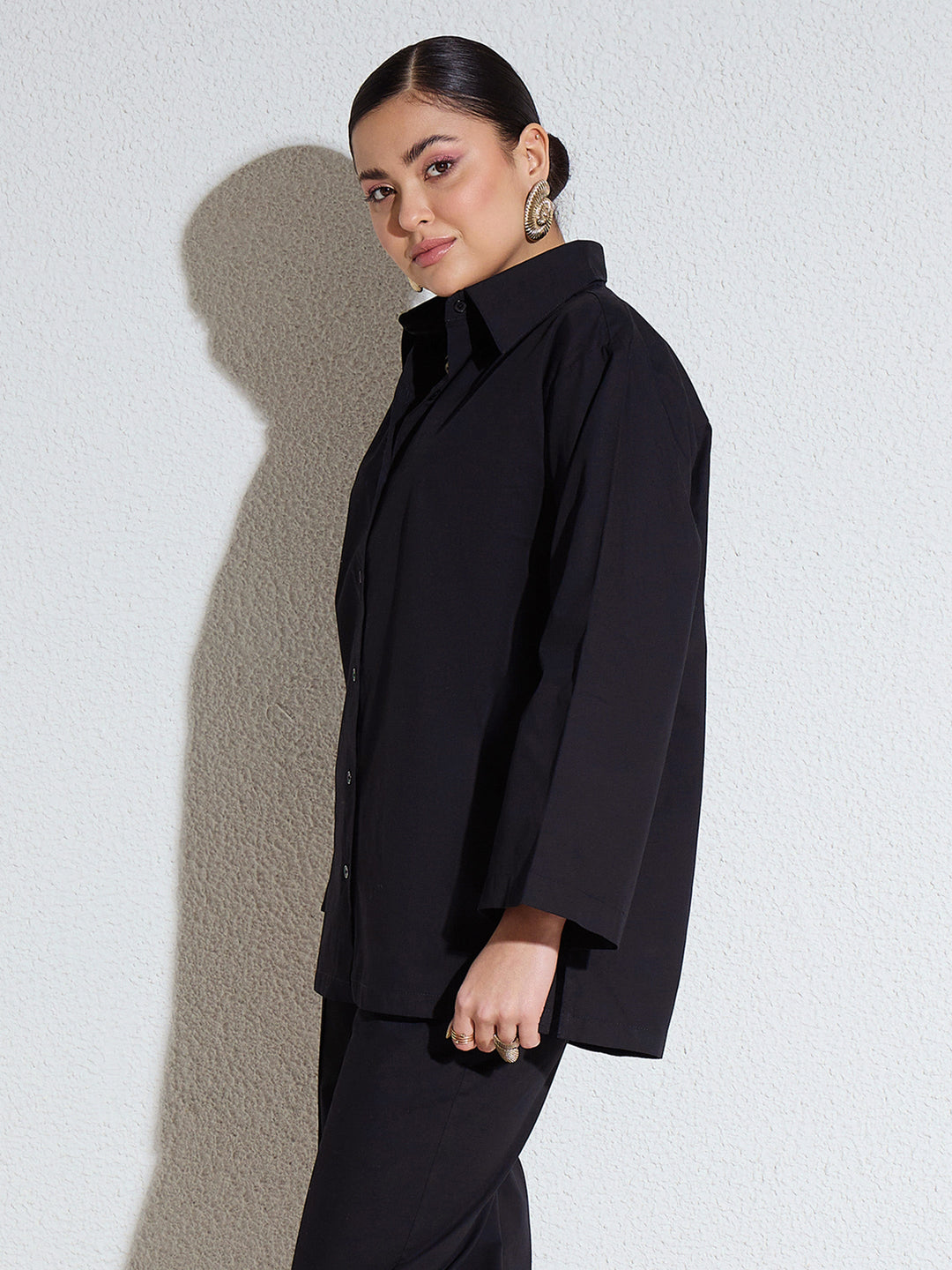 Women Black Poplin Full Sleeves Oversize Shirt