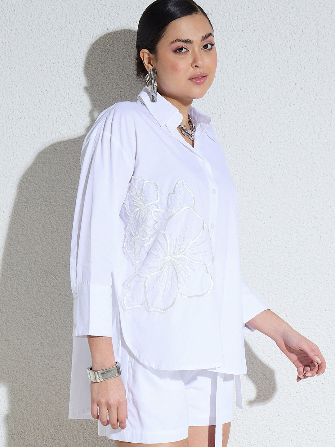 Women White Poplin Embellishment Oversize Shirt