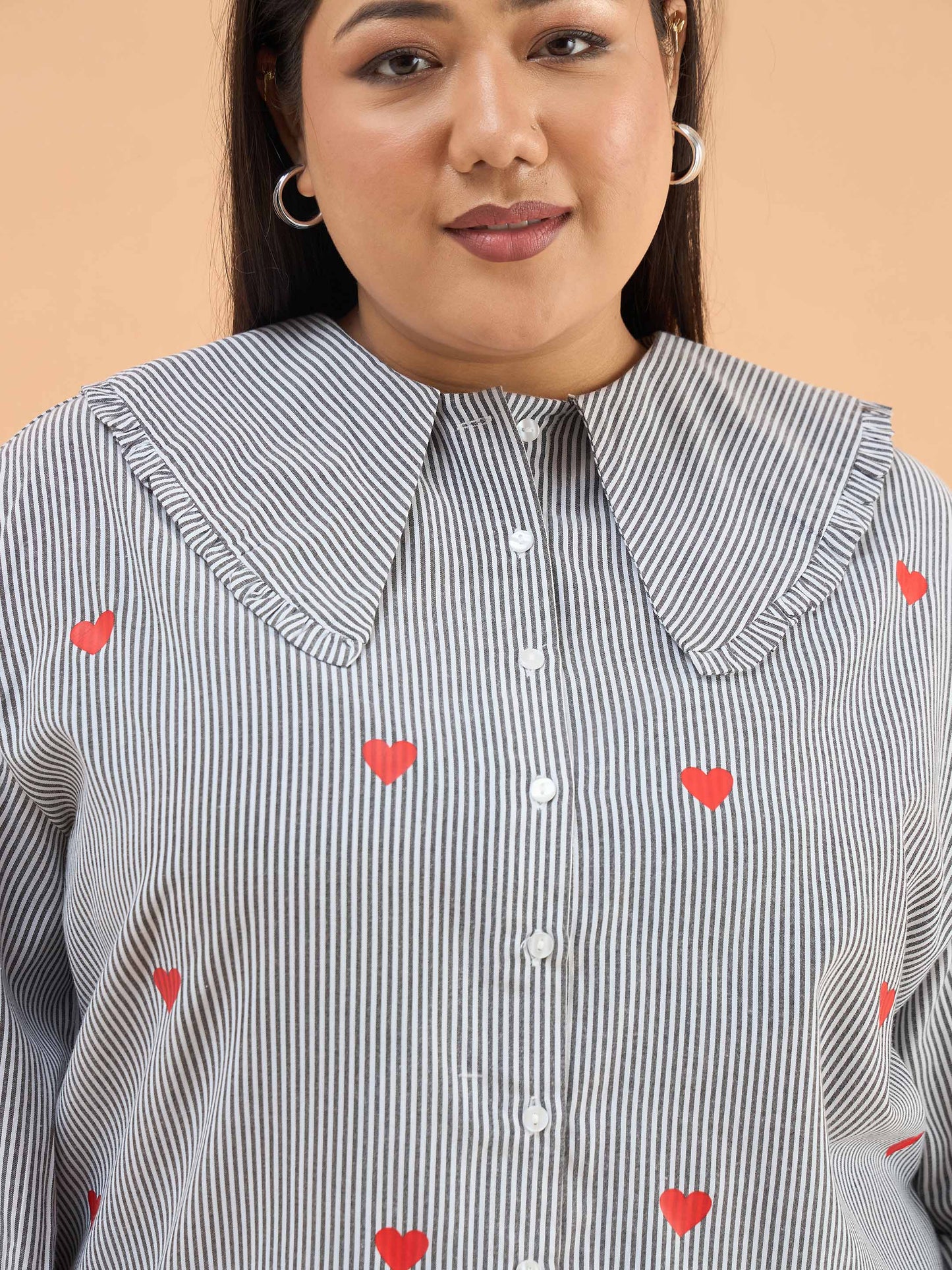 Black Stripes Heart Print Peter Pan Regular Shirt