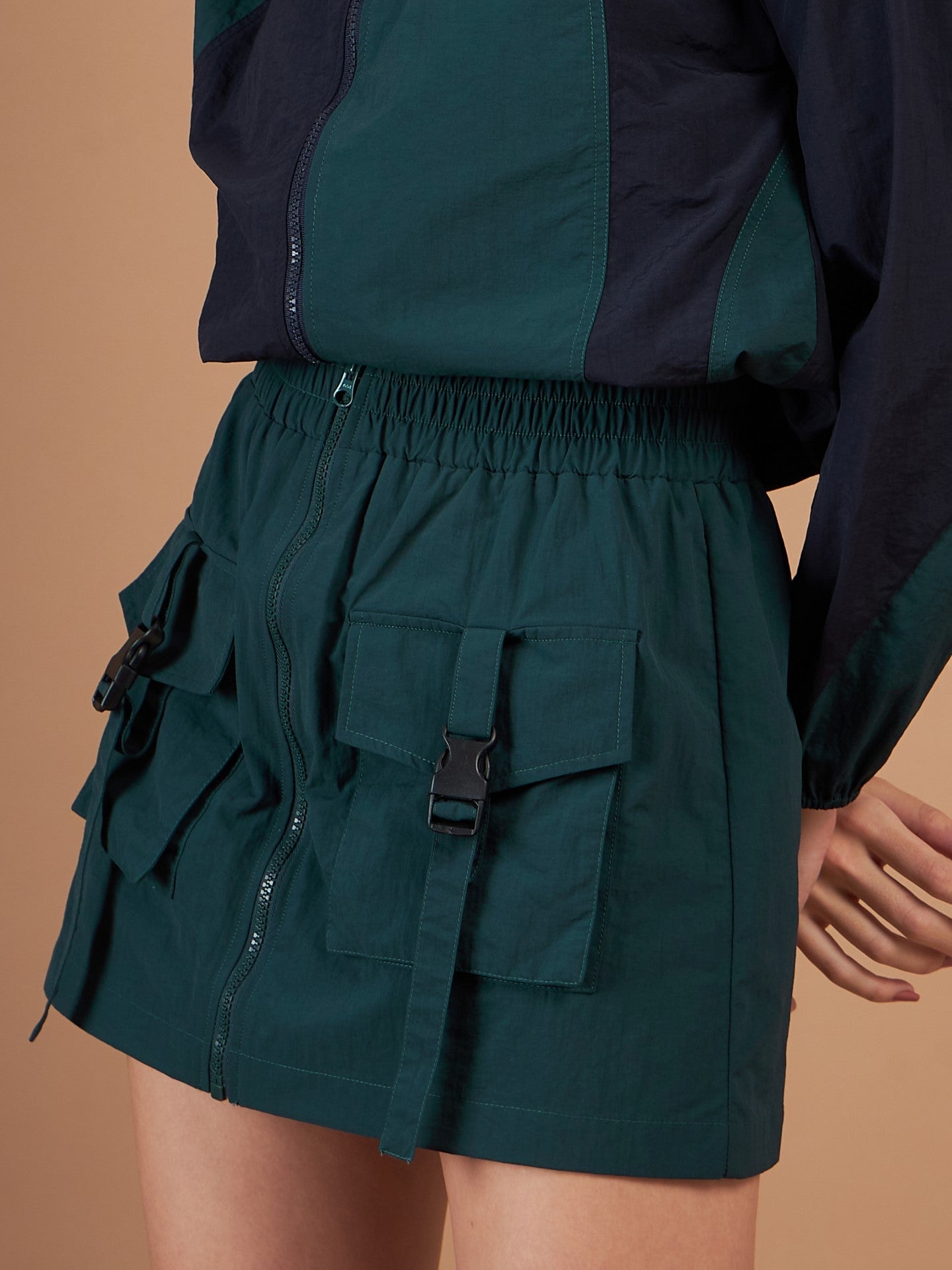 Green Front Zipper Parachute Mini Skirt