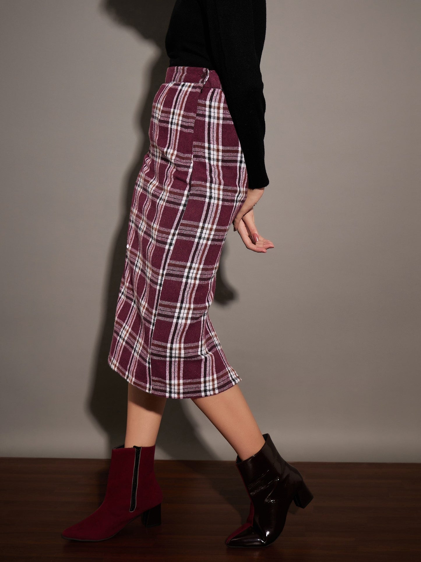 Maroon Yarndyed Check Pencil Skirt