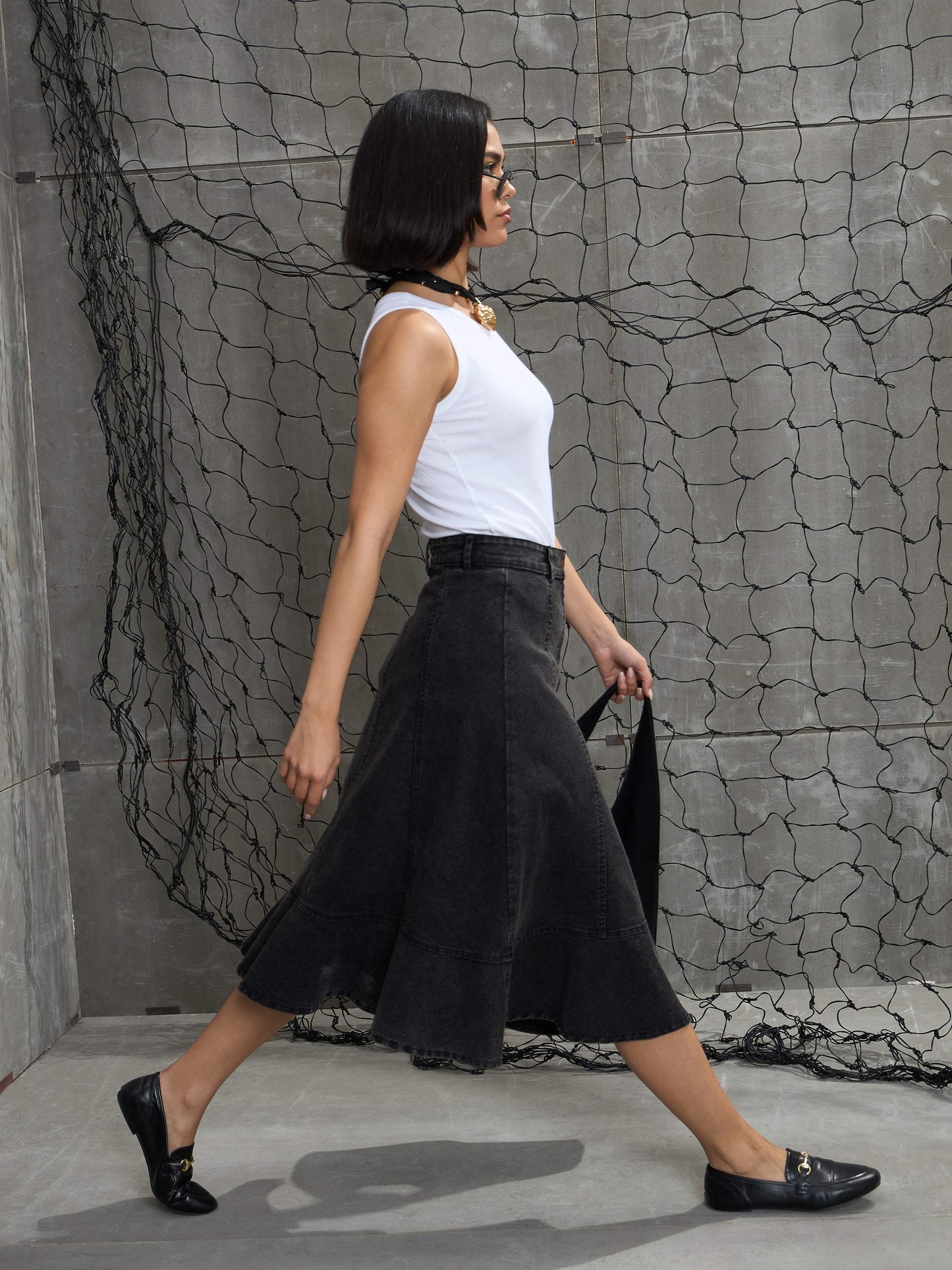 Women Black Washed Denim Flared Hem Skirt
