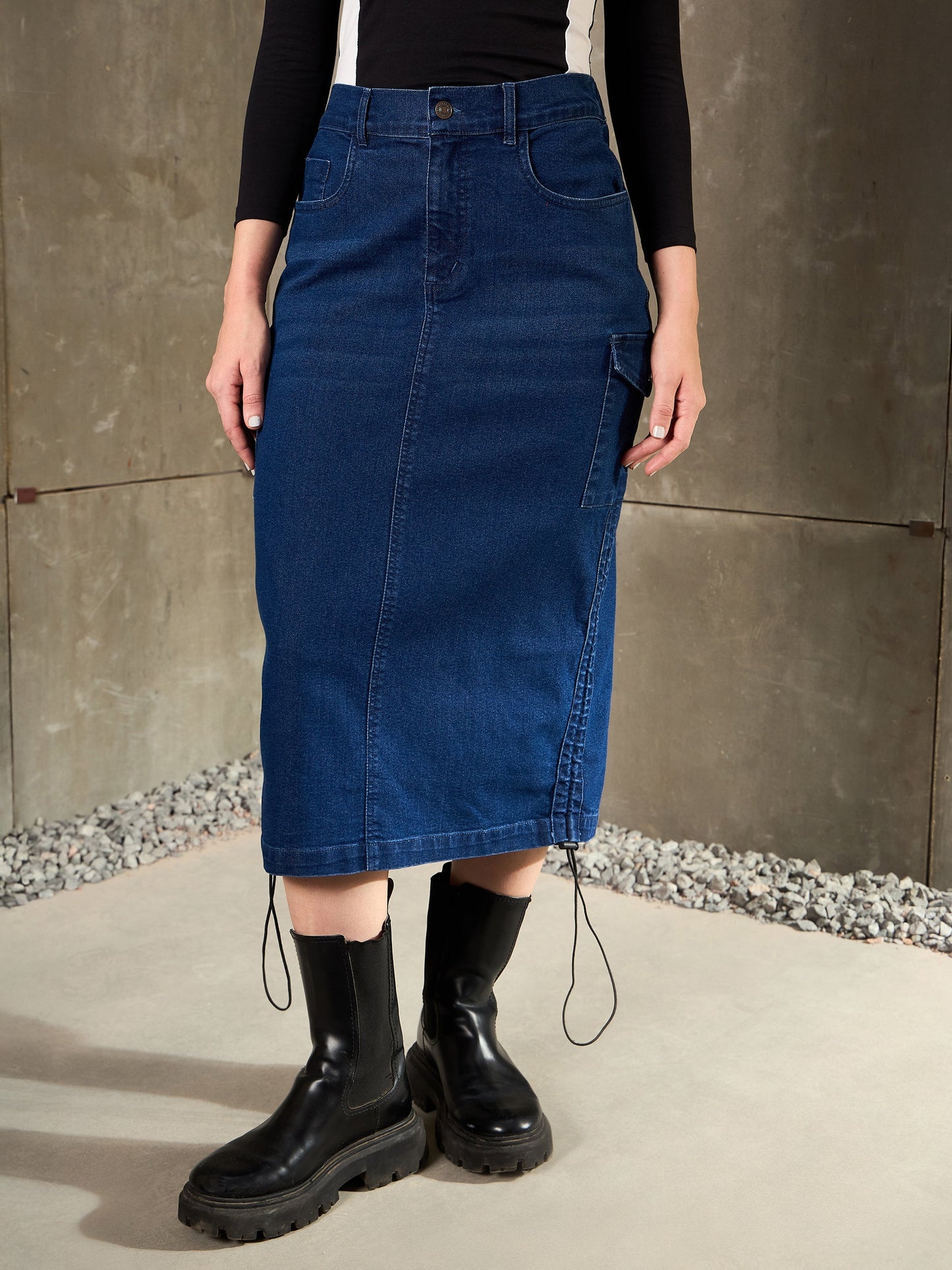 Women Navy Blue Denim Side Ruching Pencil Skirt