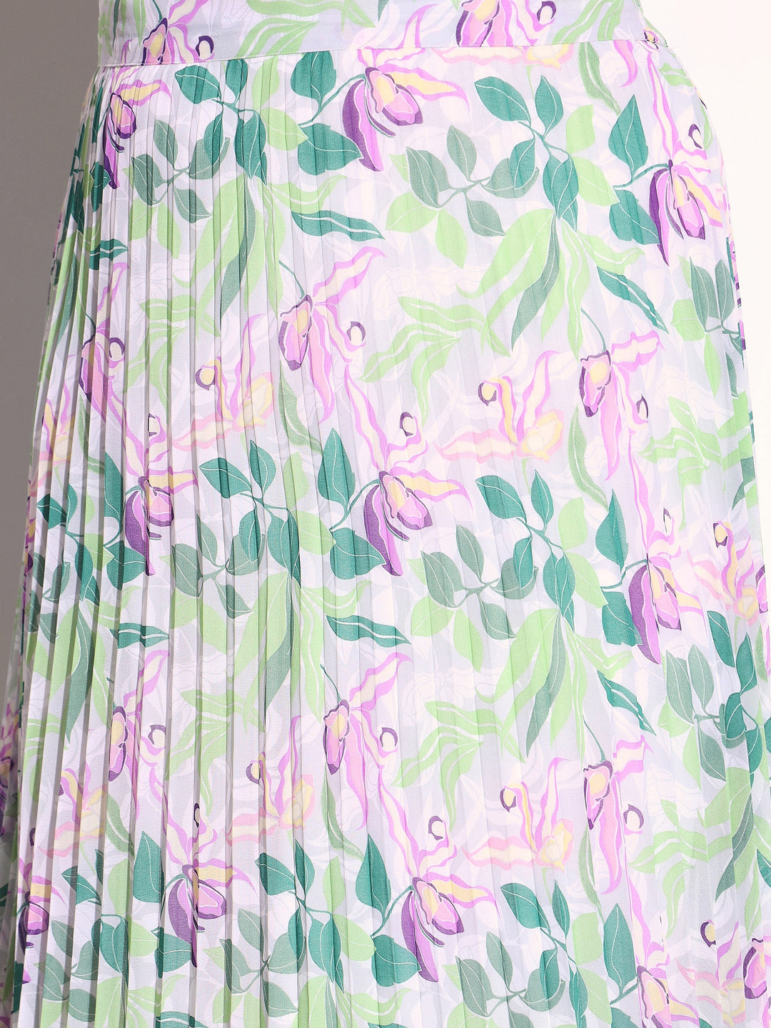 Women White &amp; Green Floral Accordion Pleated Skirt