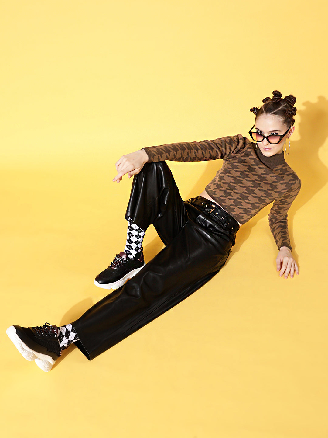 Brown & Dark Brown Houndstooth Crop Sweater