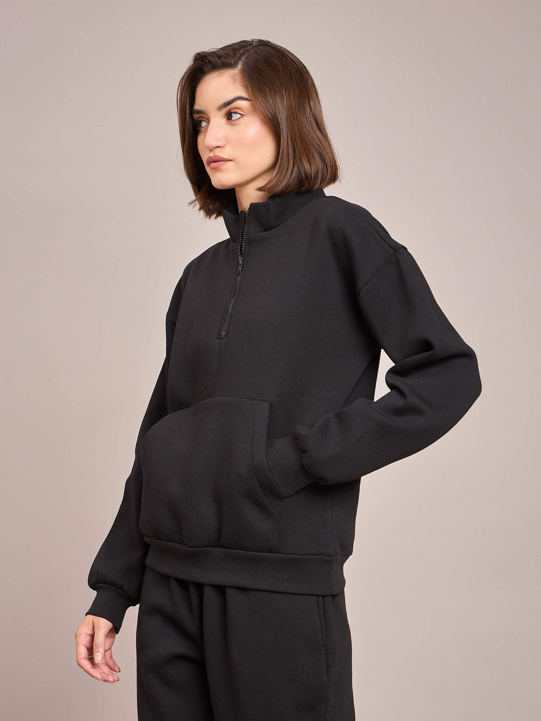 Women Black Fleece Front Zipper Sweatshirt With Track Pant