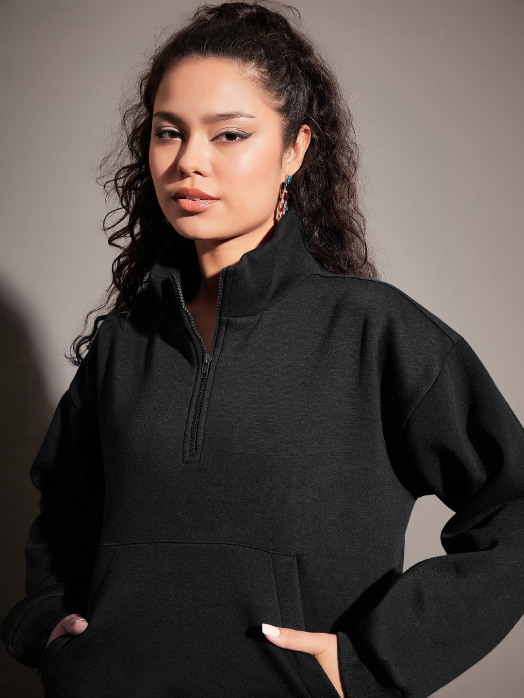 Women Black Fleece Sweatshirt With Joggers