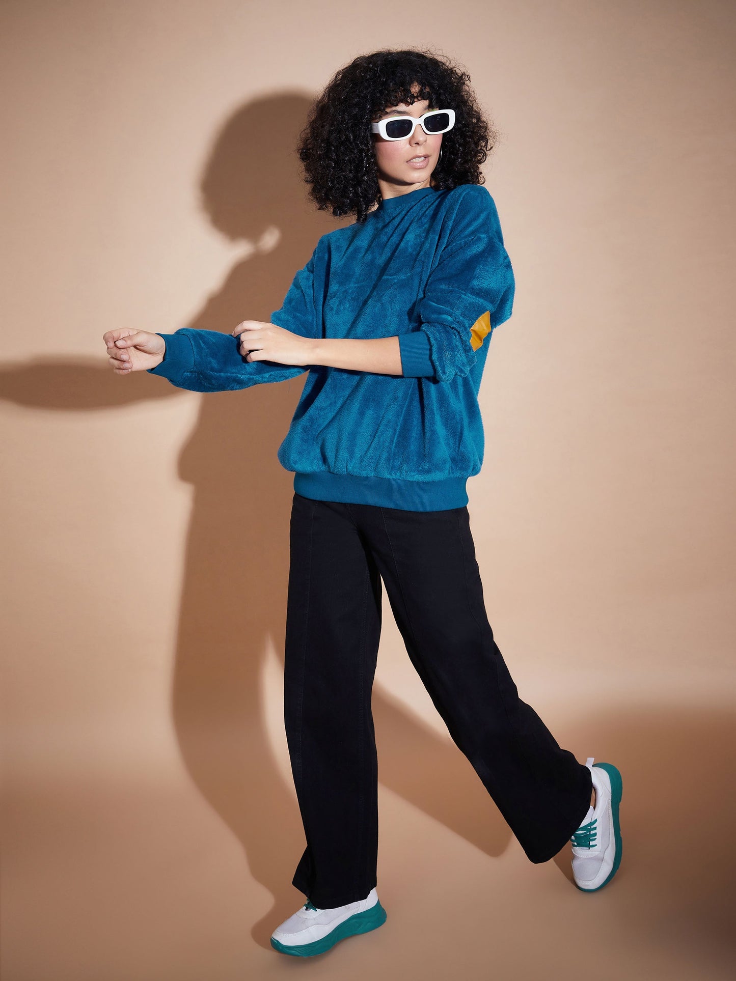 Blue Elbow Patch Fur Round Neck Sweatshirt