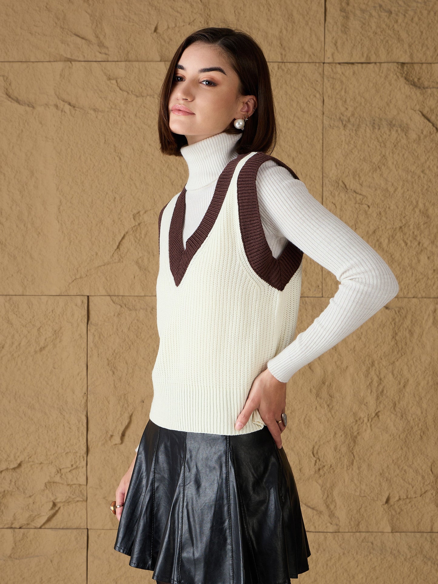 White & Brown Solid V-Neck Sweater Vest