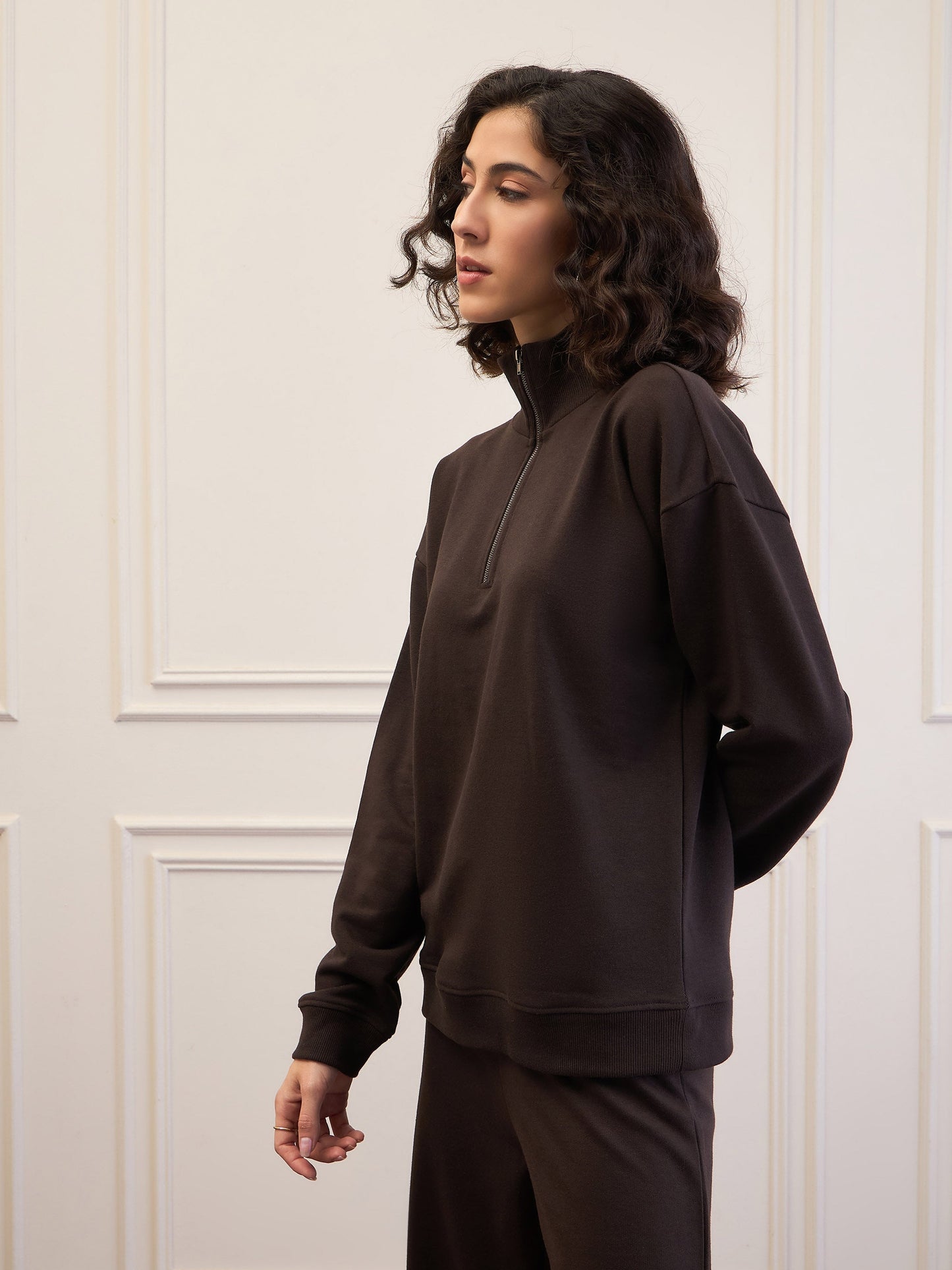 Dark Brown High-Neck Sweatshirt