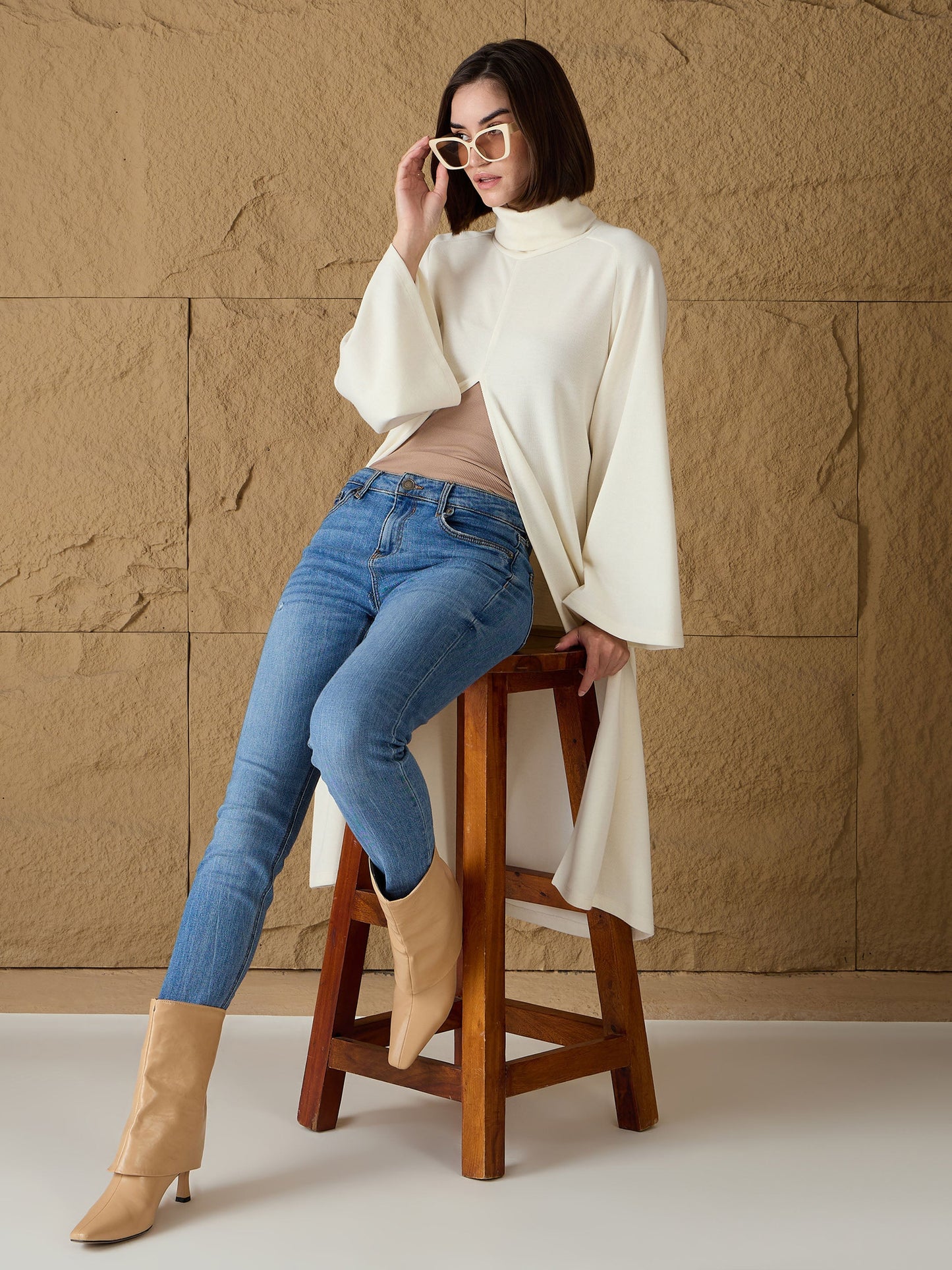 Off-White Turtle-Neck Front High Slit Sweater