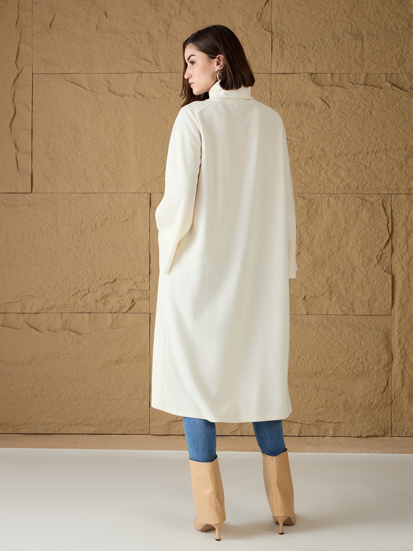 Off-White Turtle-Neck Front High Slit Sweater