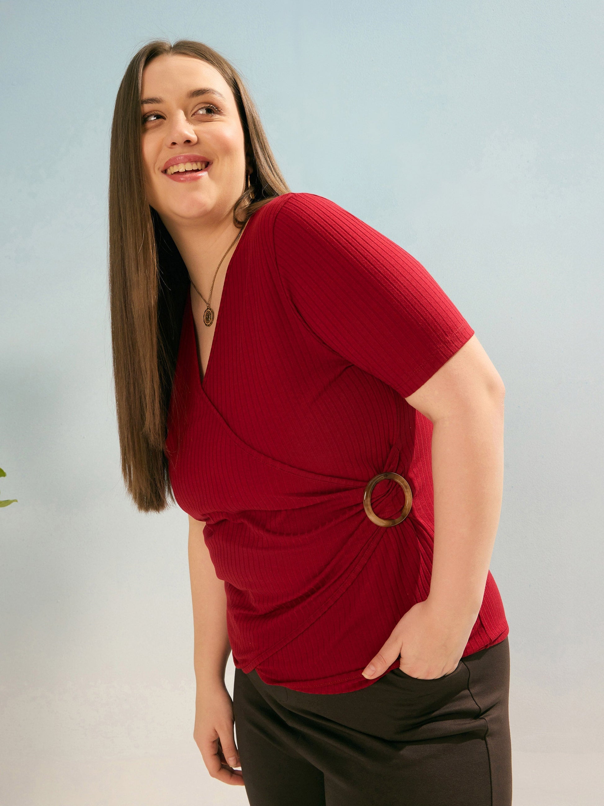 Maroon Rib Side Buckle Detail Top-SASSAFRAS Curve