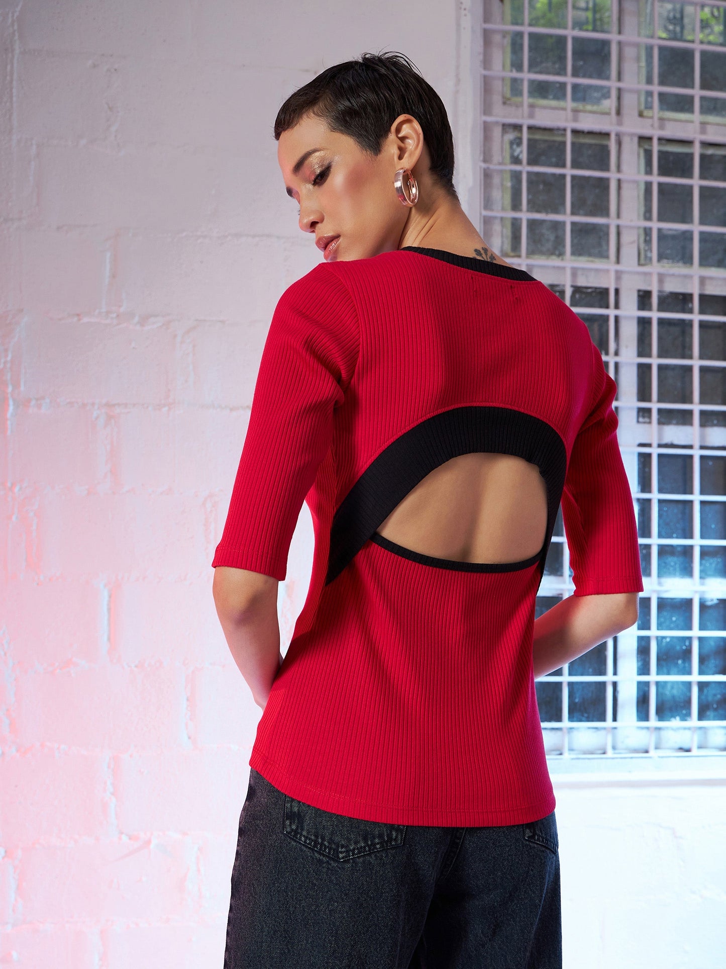 Pink Back Cut Out Contrast Collar Rib Top