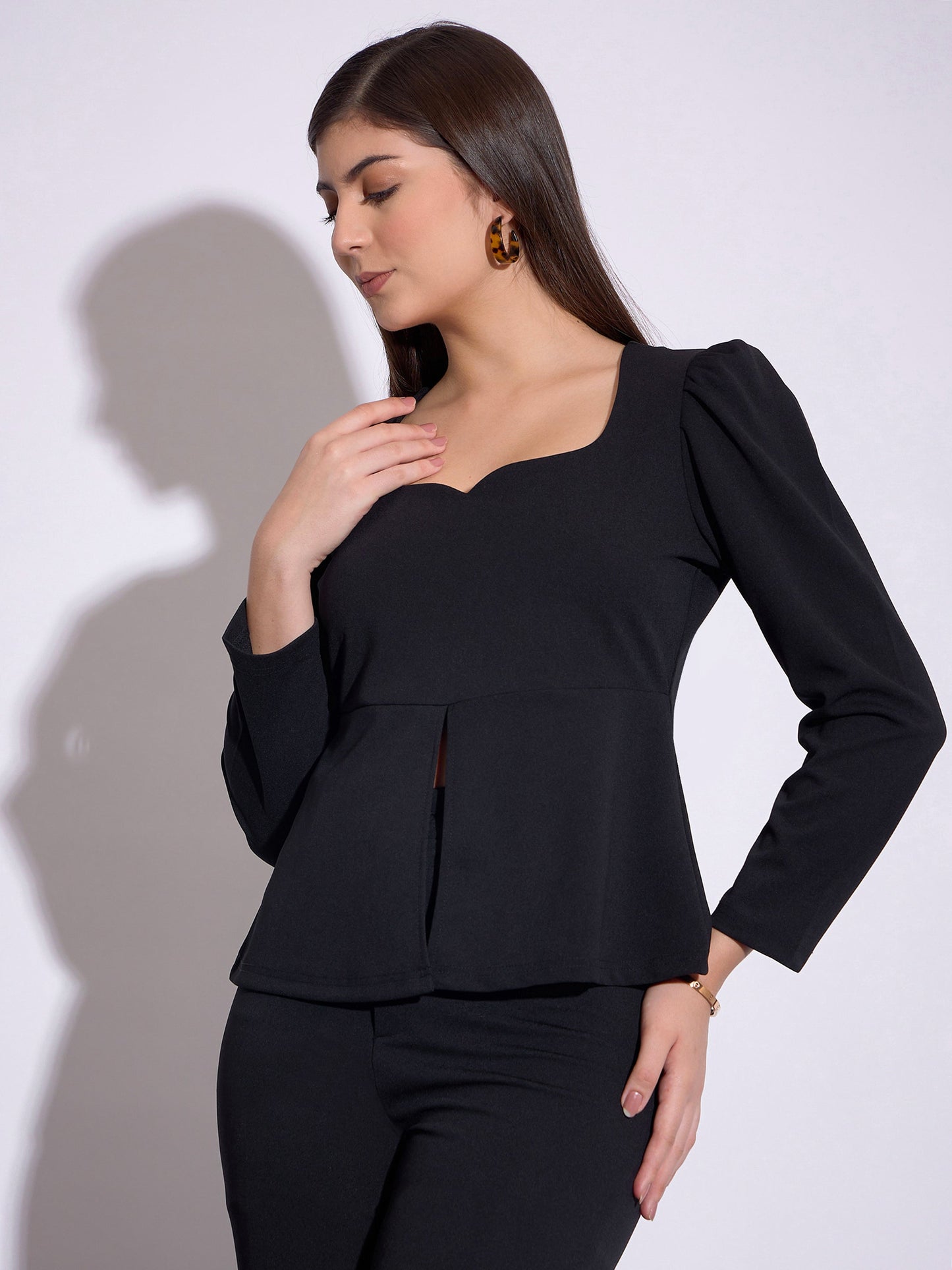 Women Black Sweetheart Neck Peplum Top