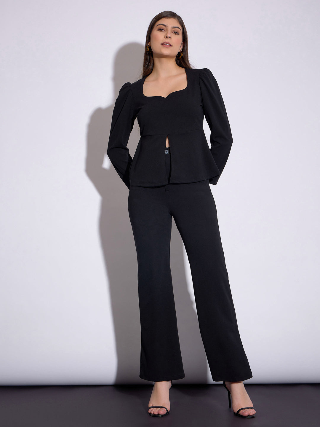 Women Black Sweetheart Neck Peplum Top