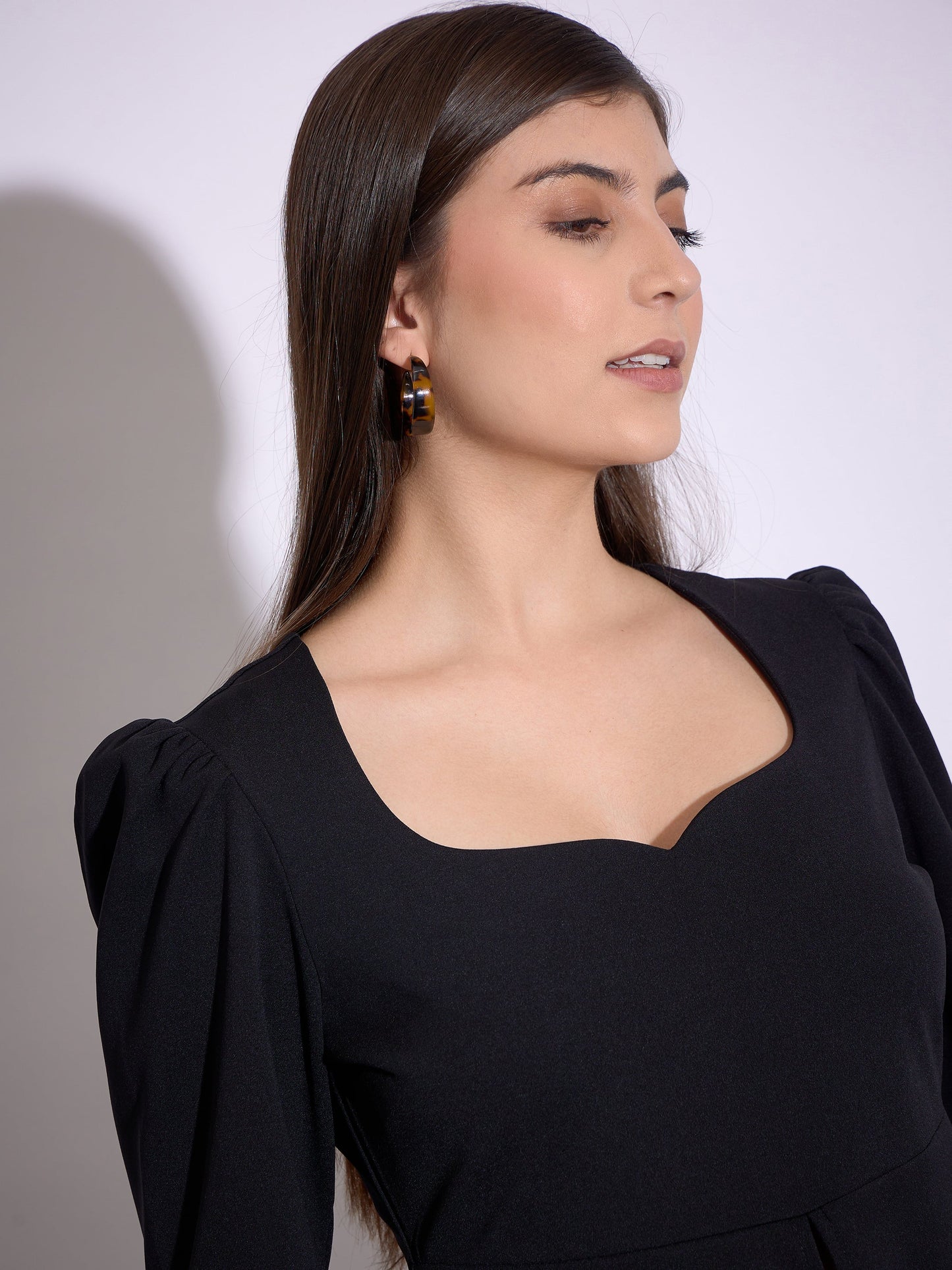 Women Black Sweetheart Neck Peplum Top