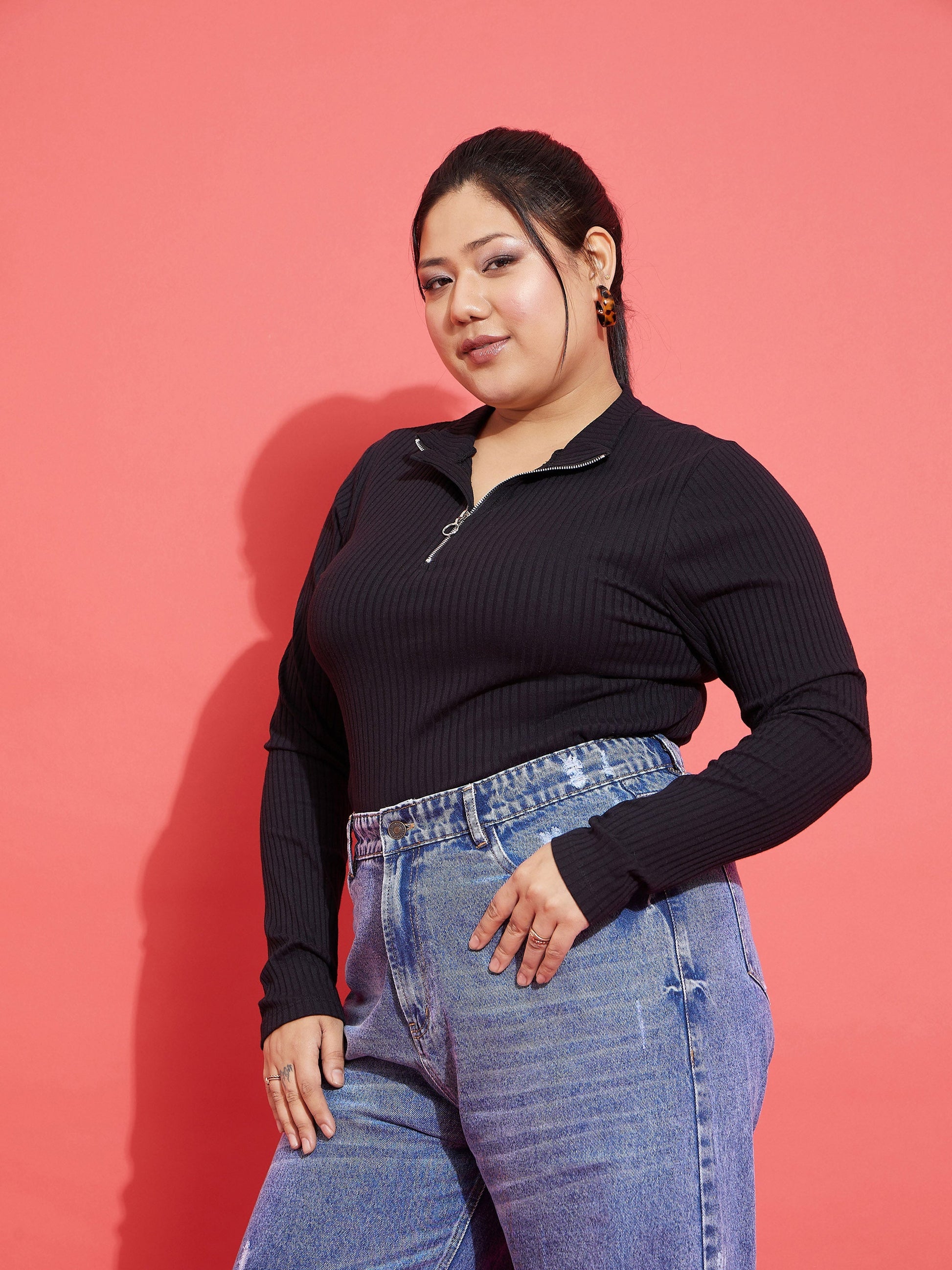 Black Rib Front Zipper Top-SASSAFRAS Curve