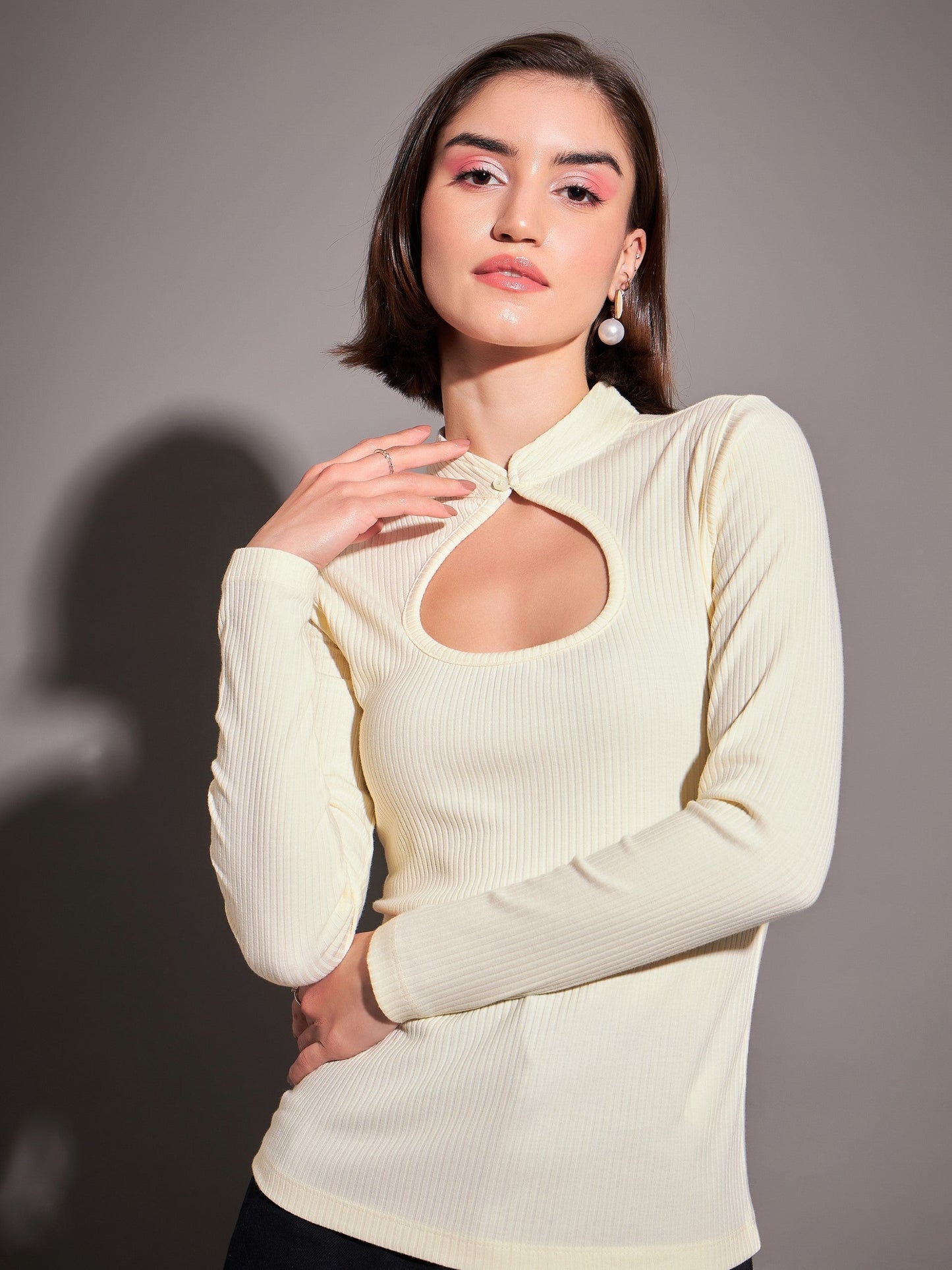Off-White Rib Neck Cut Out Top