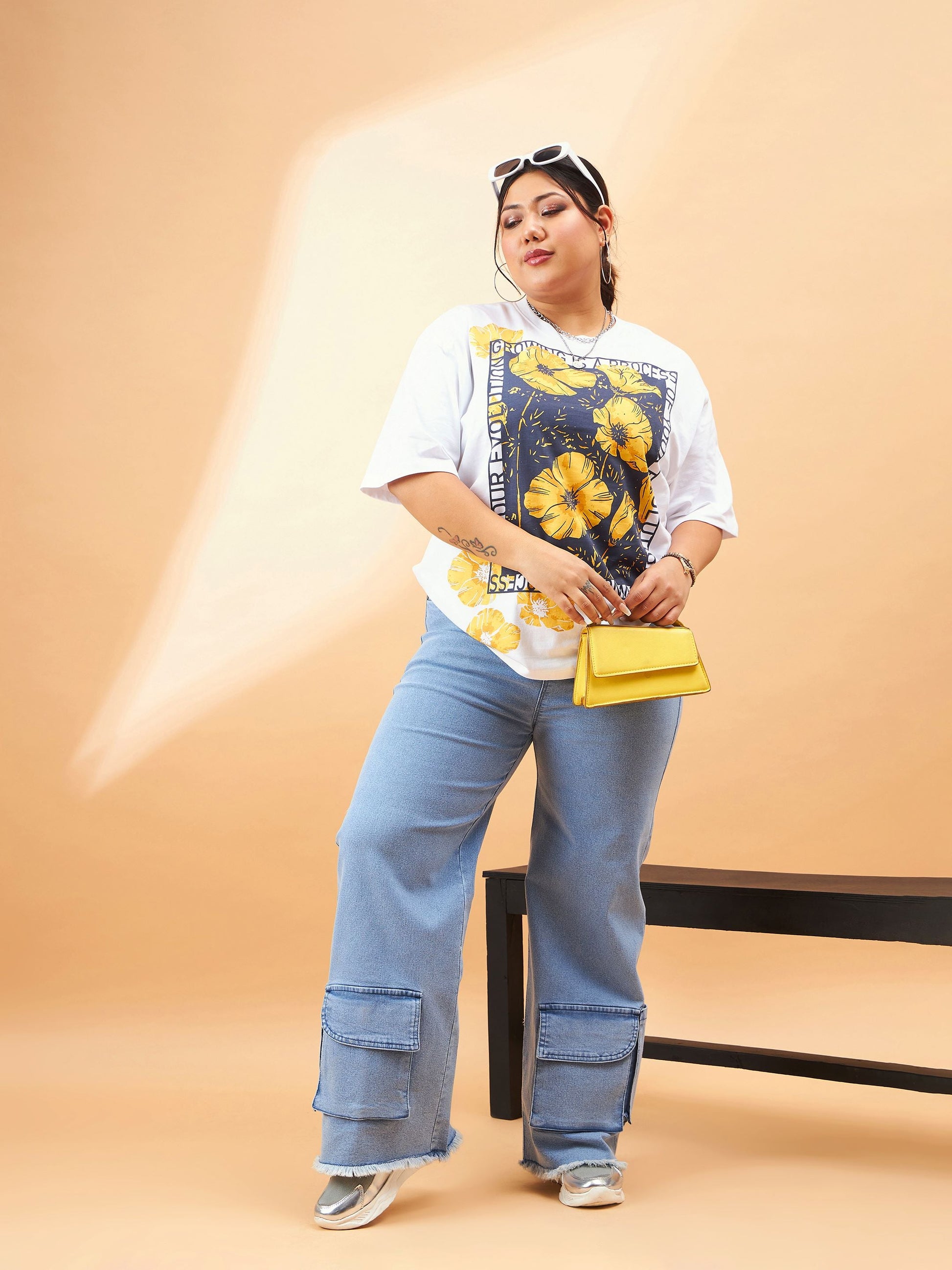 White Graphic Floral Print T-Shirt-SASSAFRAS Curve