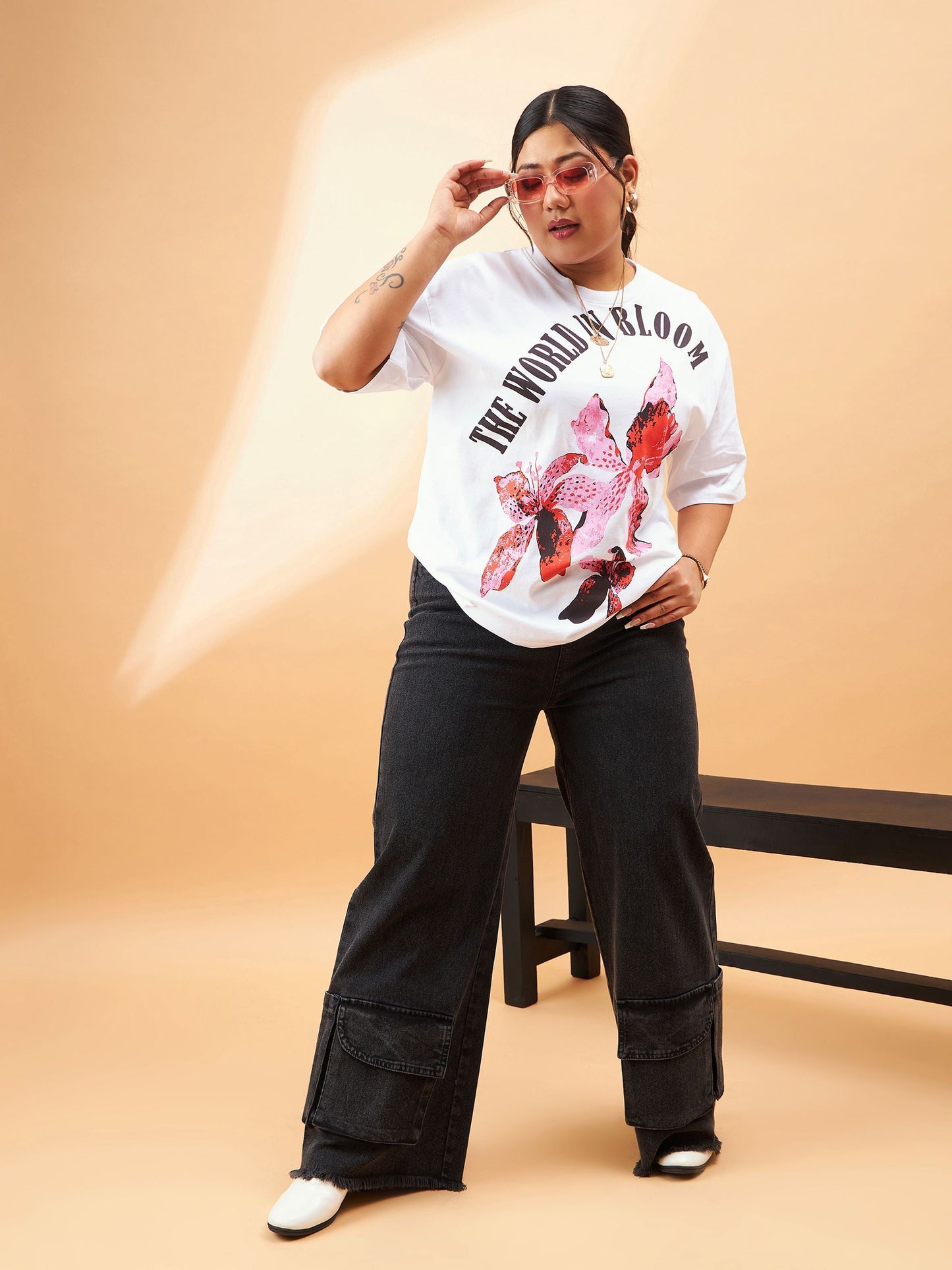 White Graphic The World Is Bloom T-Shirt-SASSAFRAS Curve