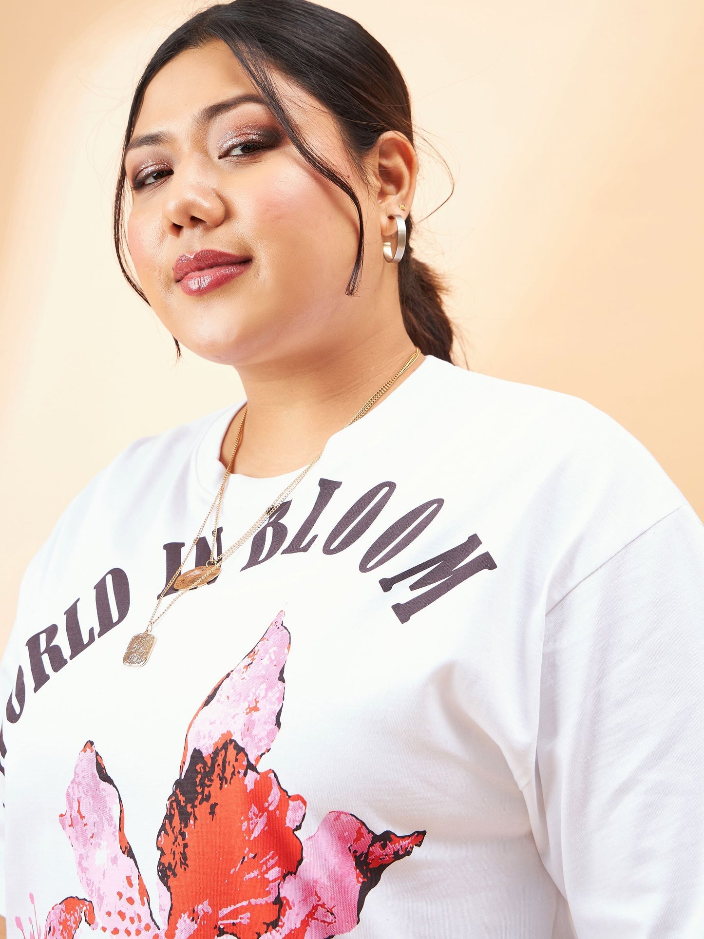 White Graphic The World Is Bloom T-Shirt-SASSAFRAS Curve