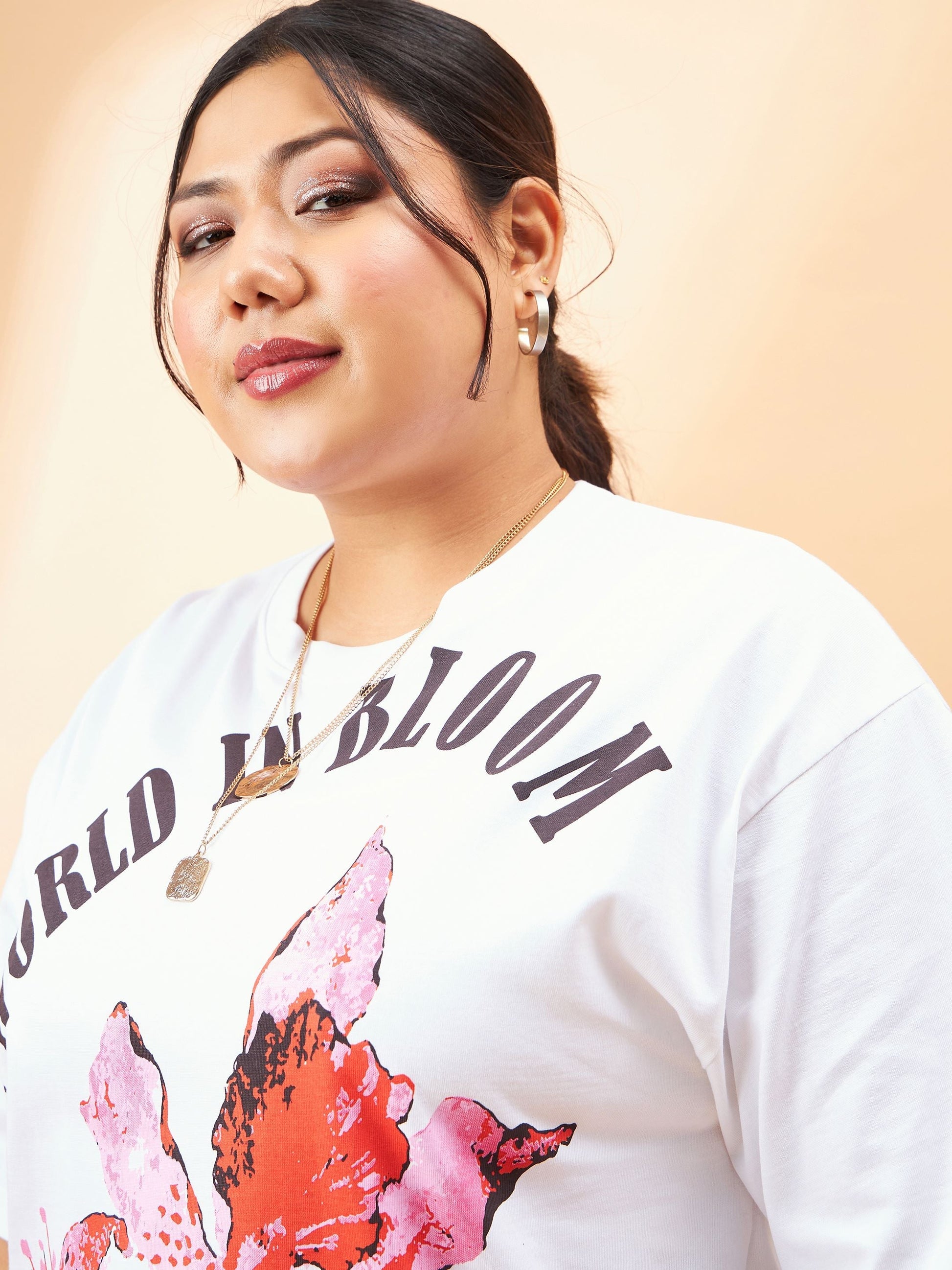 White Graphic The World Is Bloom T-Shirt-SASSAFRAS Curve