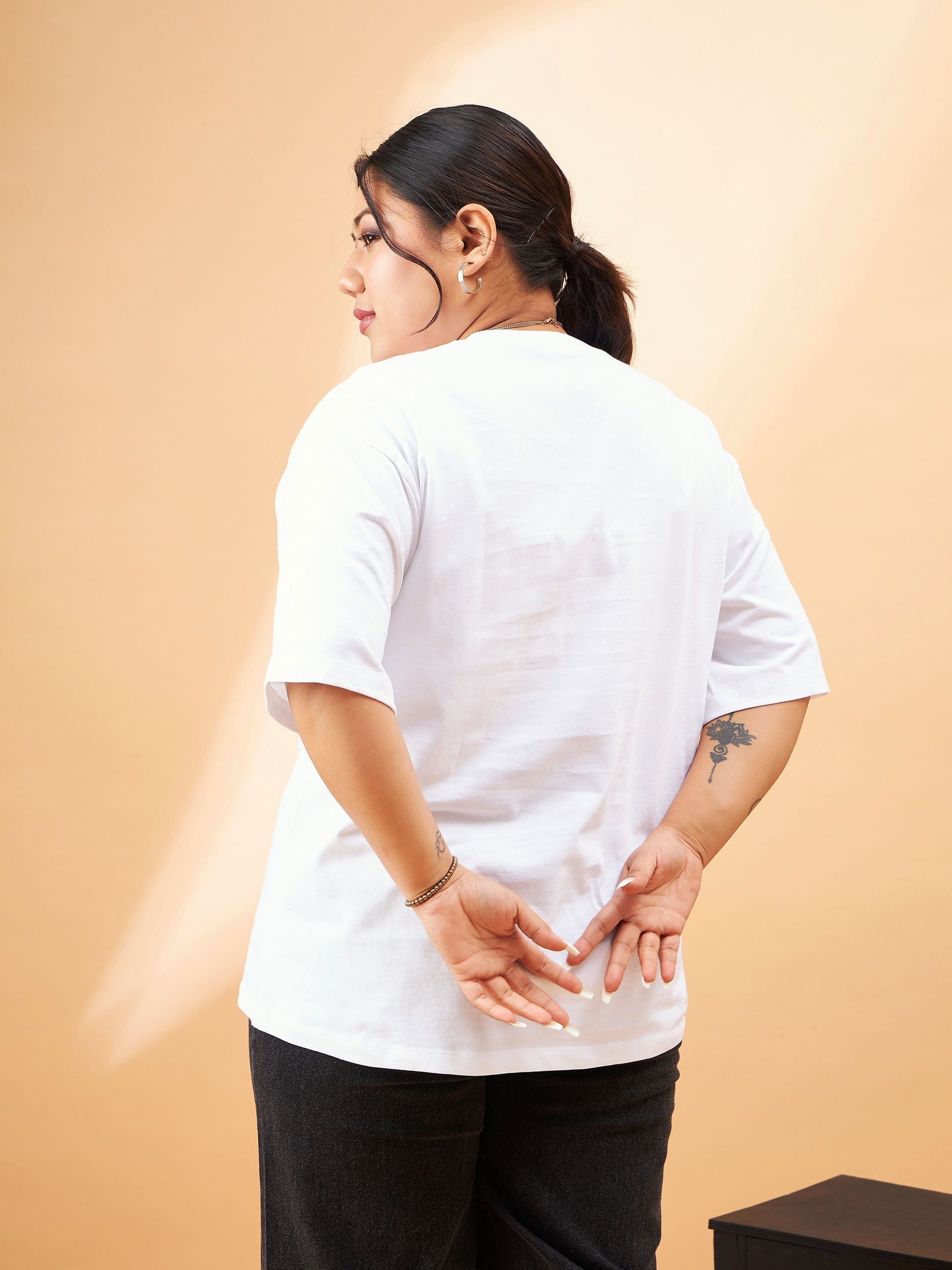 White Graphic The World Is Bloom T-Shirt-SASSAFRAS Curve