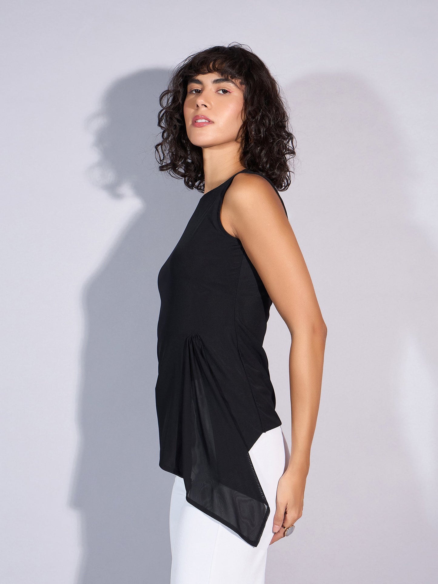 Black Asymmetric Top