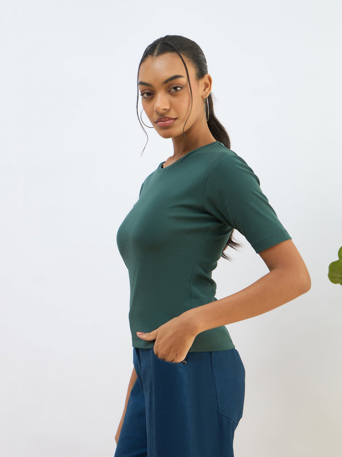 Women Green Rib Short Sleeves Top