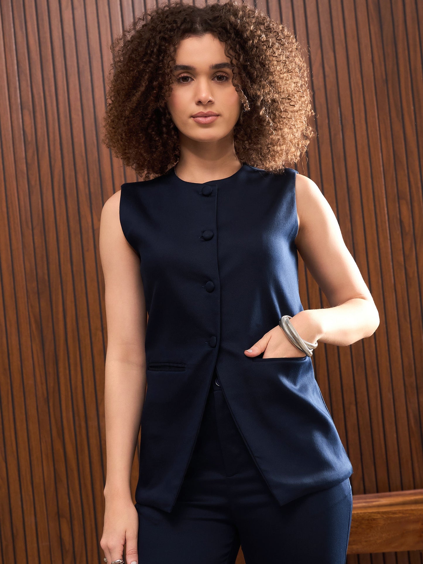 Women Navy Sleeveless Bone Pocket Longline Top