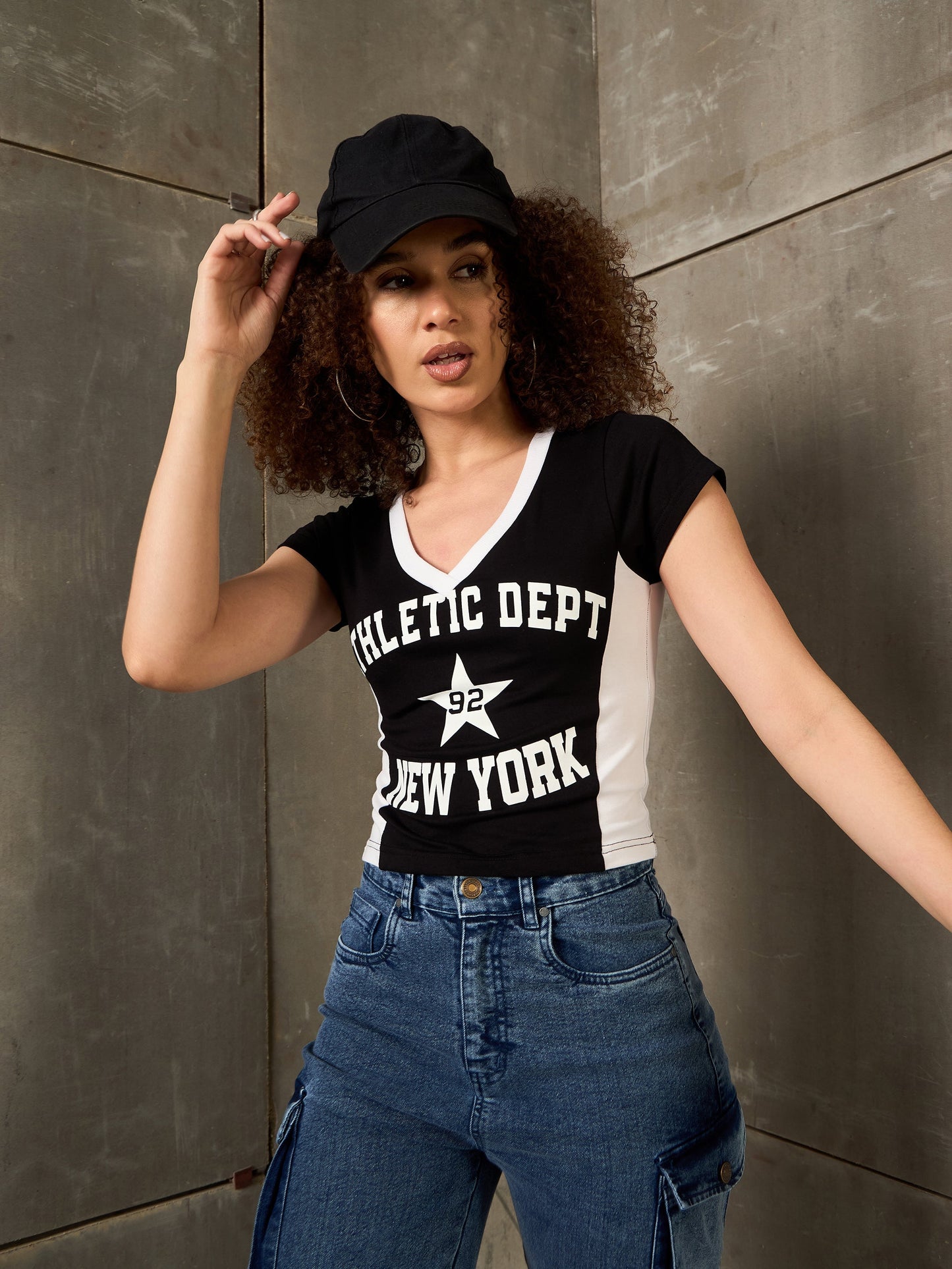 Black & White NEW YORK Fitted T-Shirt