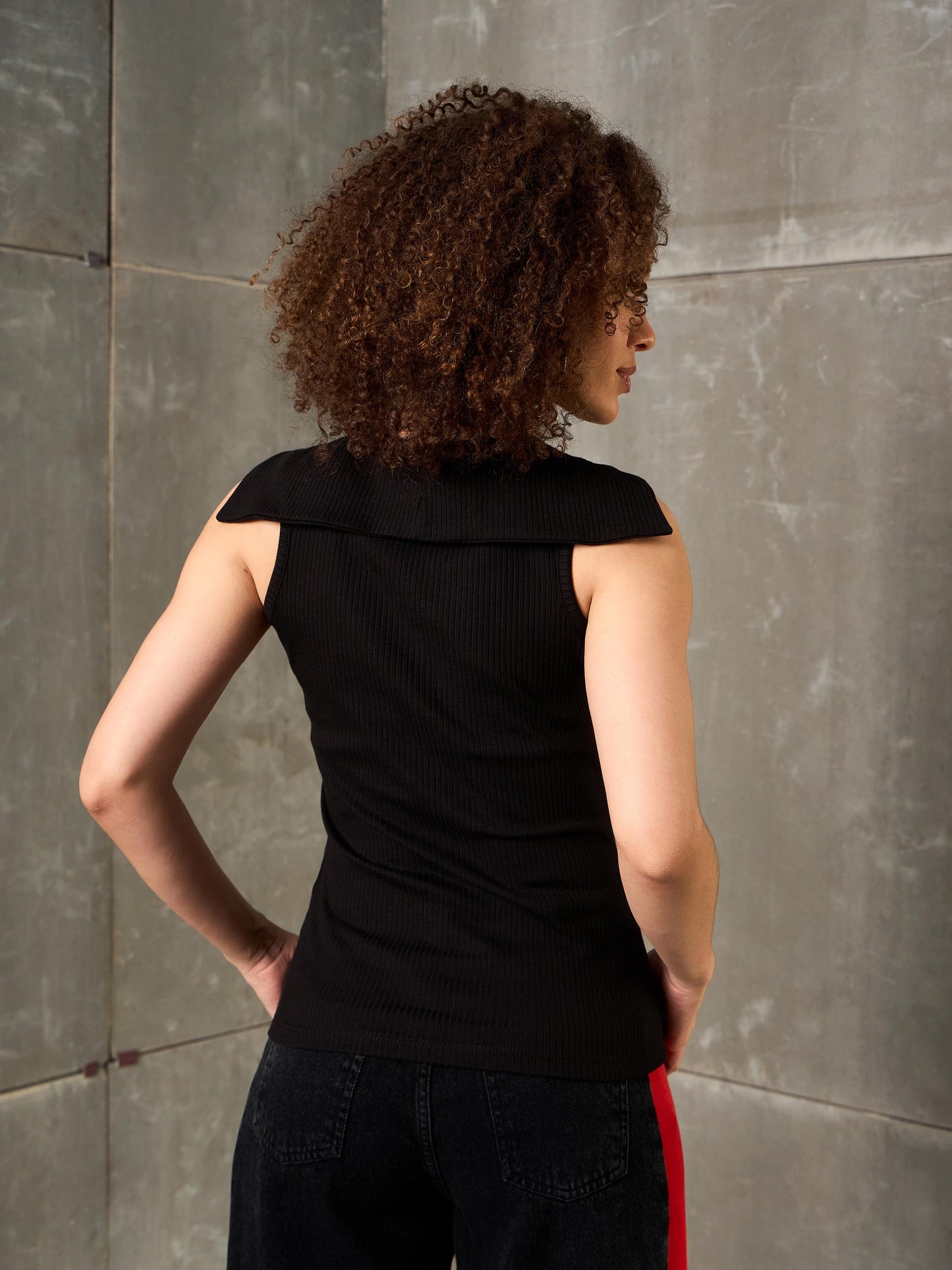 Black Rib V-Neck Collar Top