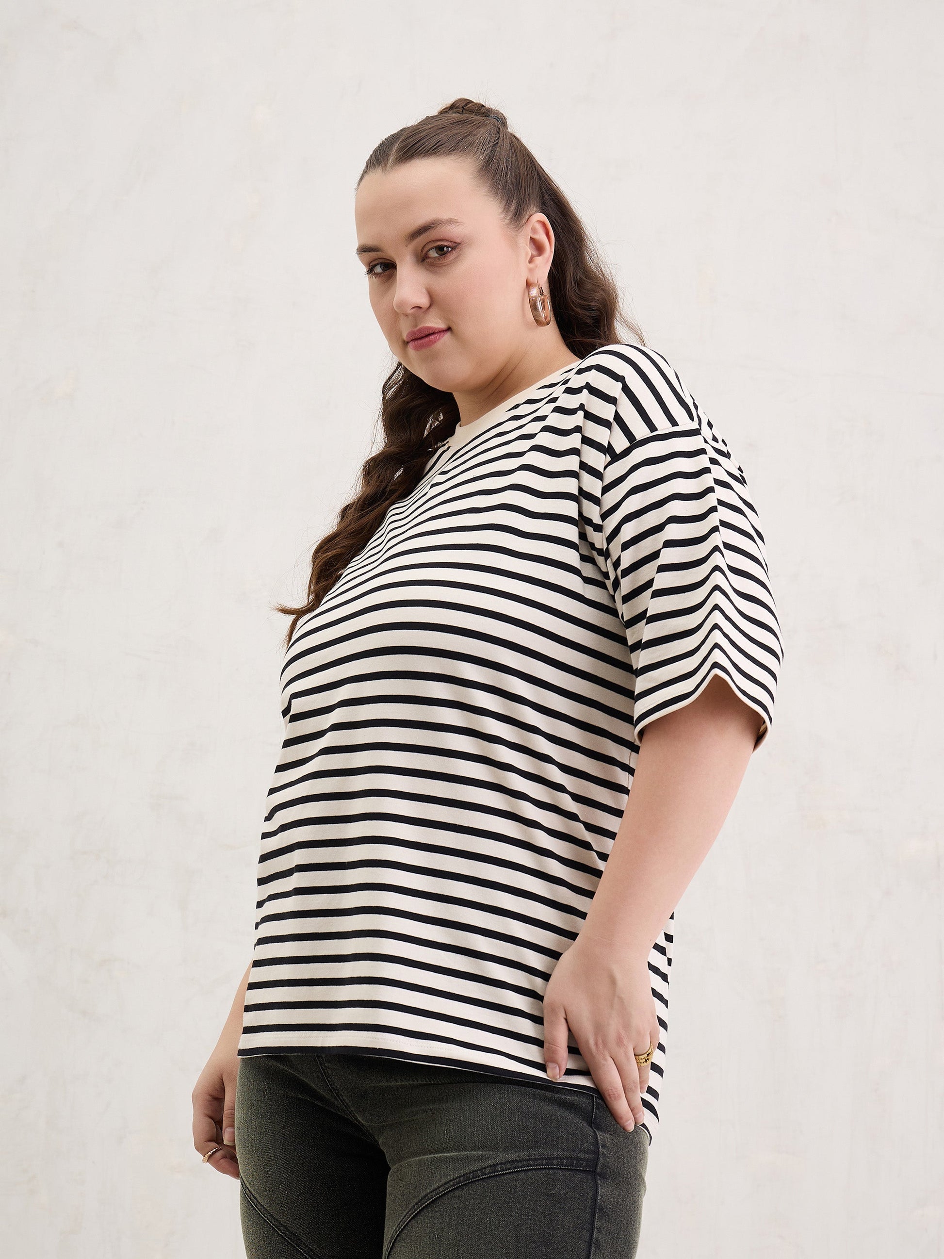 Black & Off White Stripe Round Neck T-Shirt-SASSAFRAS Curve