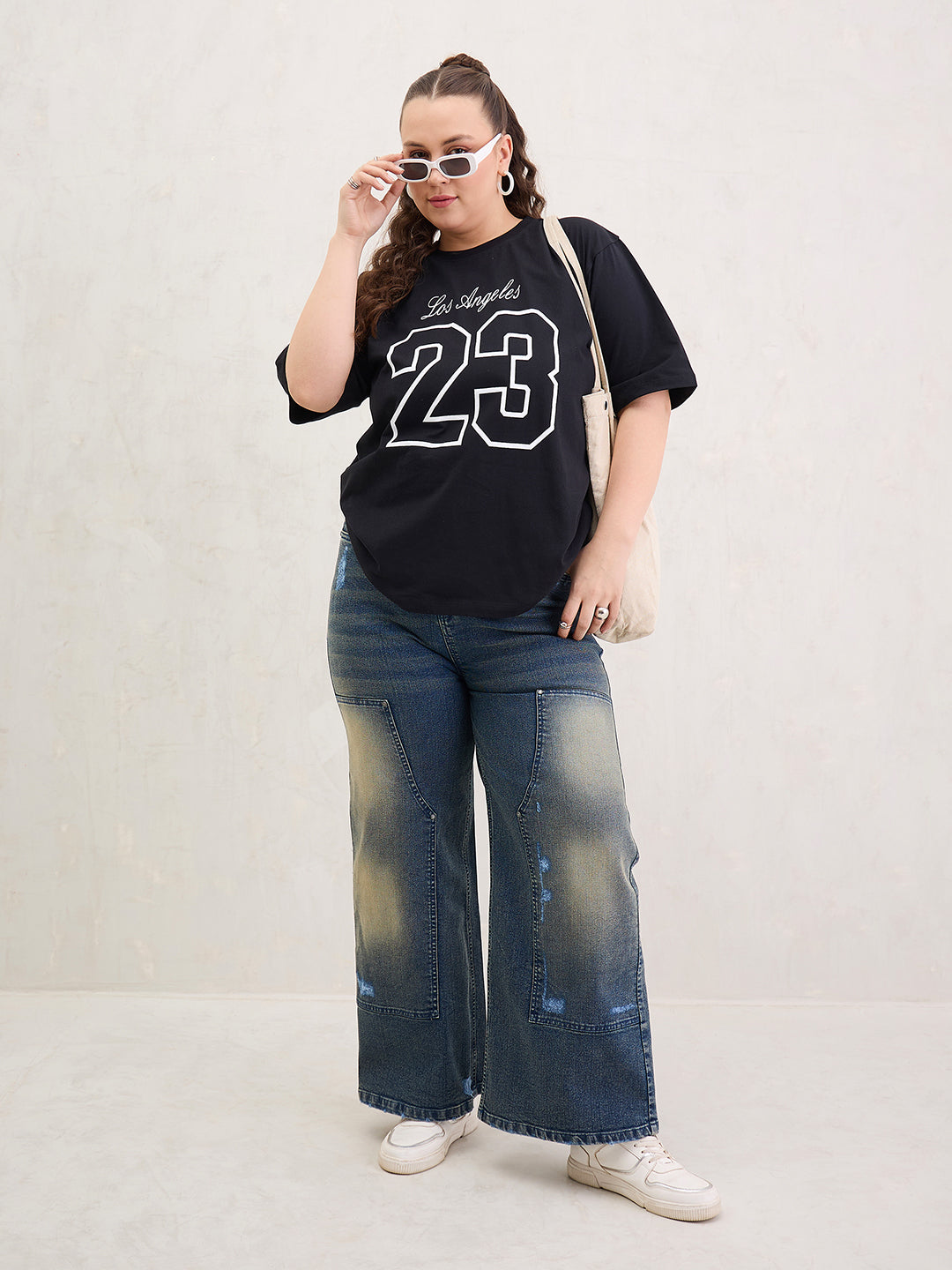 Black Graphic LOS ANGELES 23 Print T-Shirt-SASSAFRAS Curve