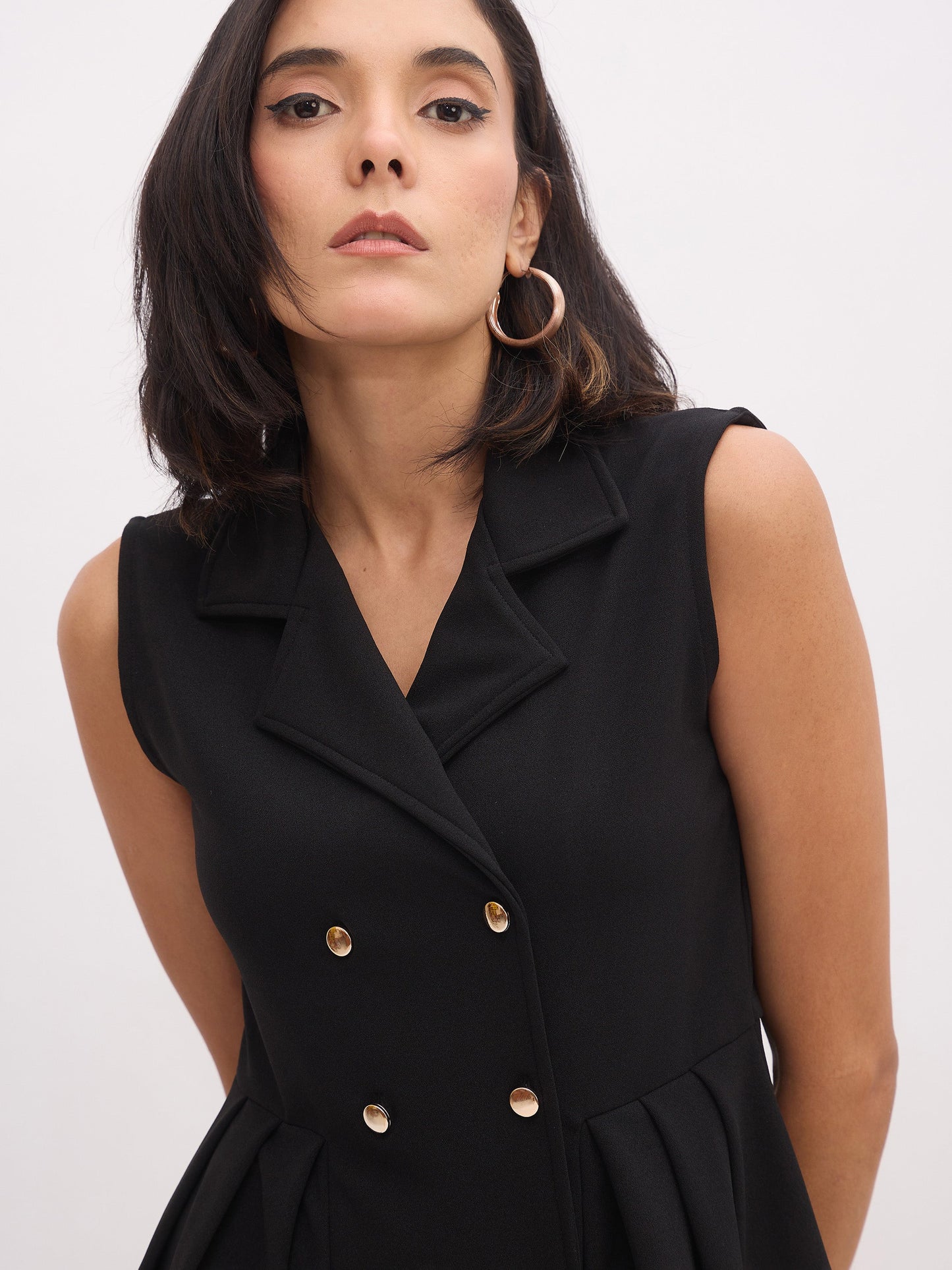 Women Black Sleeveless Notch Collar Button Top