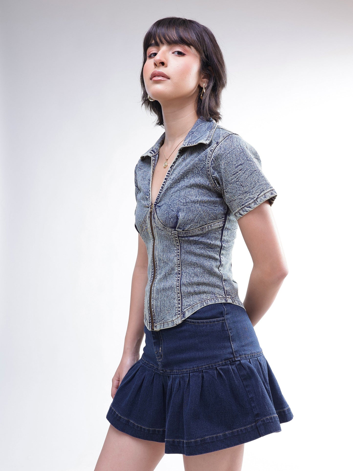 Women Blue Blast V-Neck Front Zipper Top