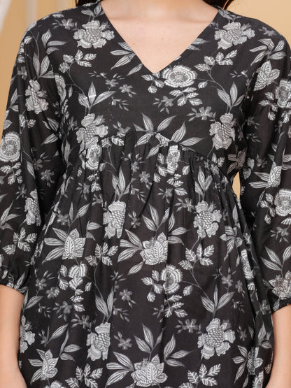 Black Self Design Cotton Fabric Tunics Three-Quarter Sleeves V-Neck Hip Length