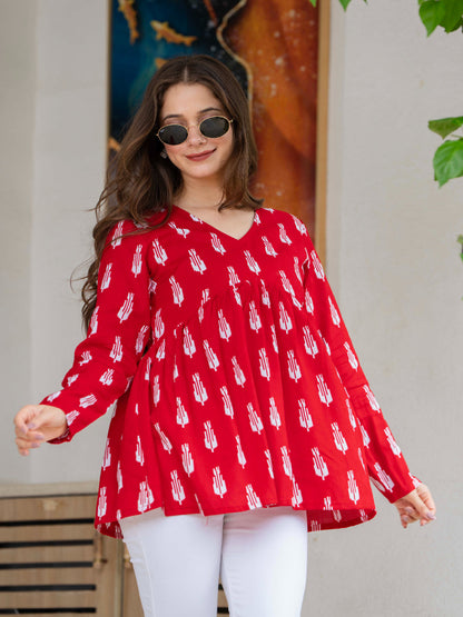 Red Self Design Cotton Fabric Tunics Three-Quarter Sleeves V-Neck Hip Length