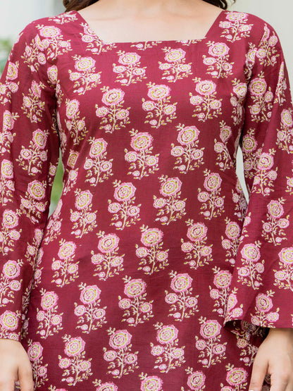 Maroon Self Design Cotton Fabric Tunics Three-Quarter Sleeves Square Neck Hip Length