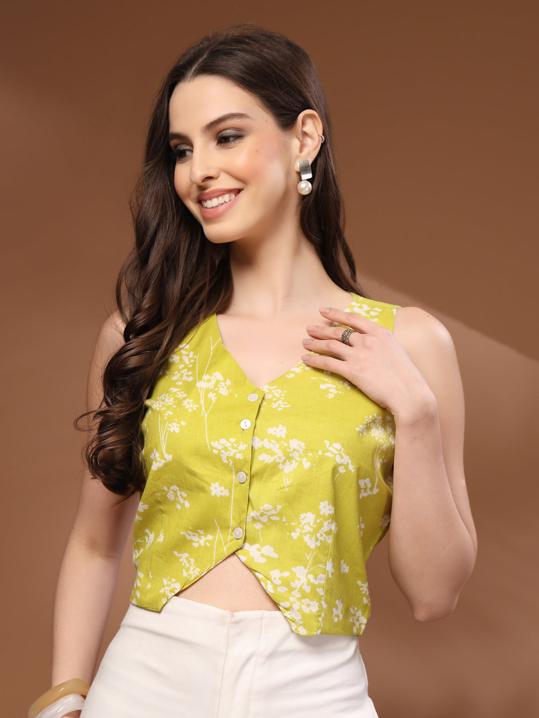 Green Self Design Cotton Fabric Tunic Sleeveless V- Neck