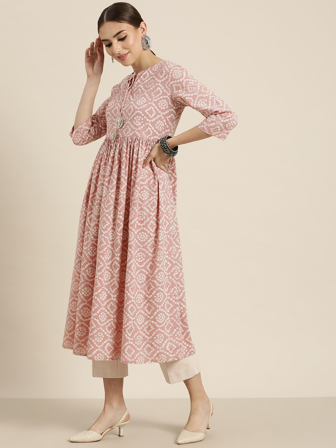 Women Mauve Bandha Gathered Kurta