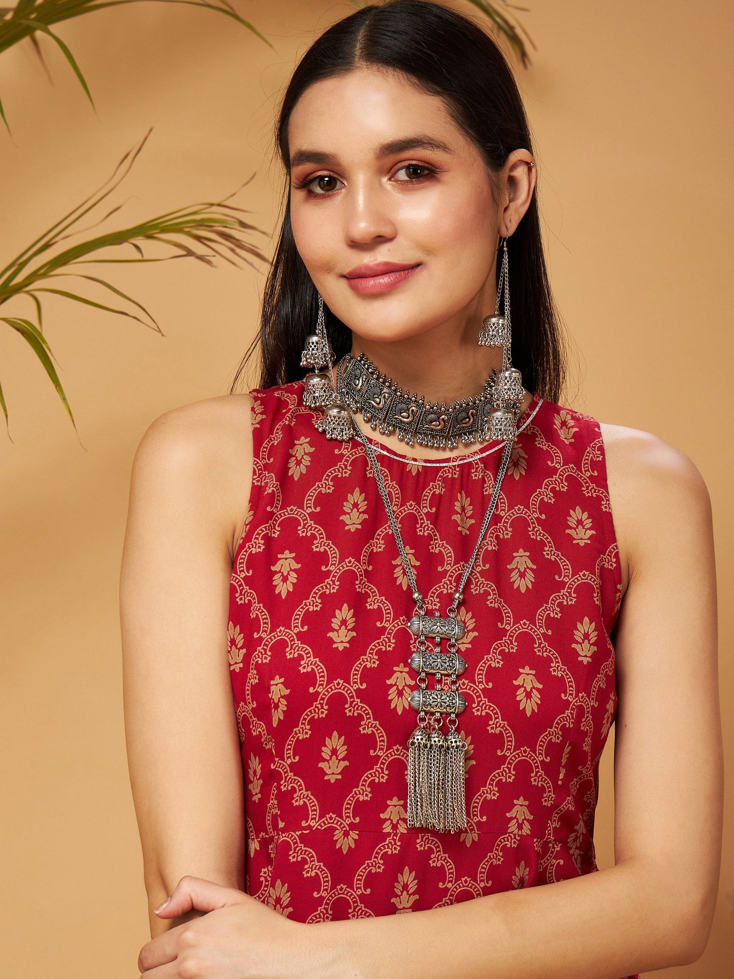 Maroon Floral Box Back Detail Anarkali Kurta-Shae by SASSAFRAS