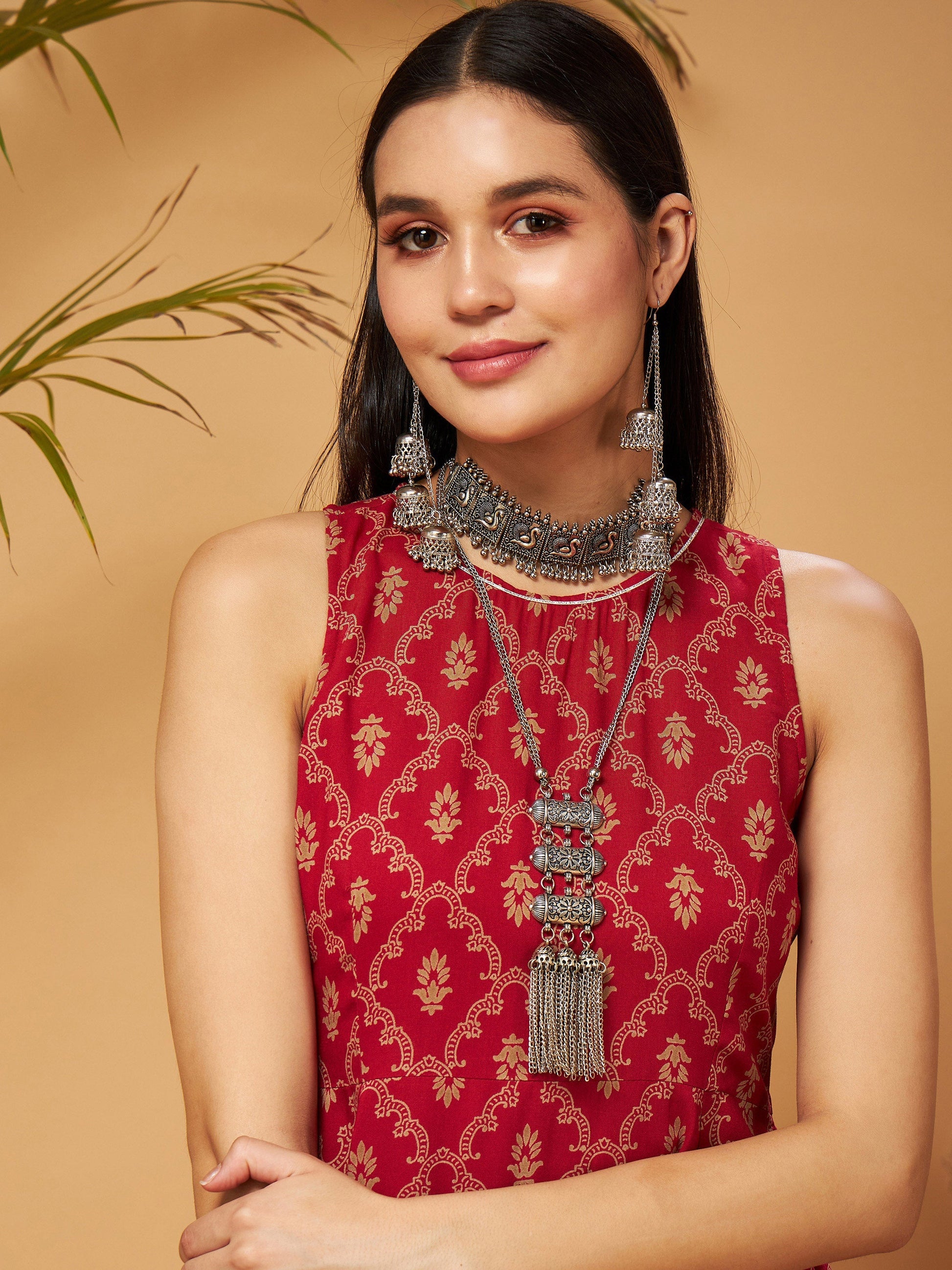 Maroon Floral Box Back Detail Anarkali Kurta-Shae by SASSAFRAS