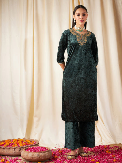 Emerald Green Embroidered Neck Straight Kurta-Shae by SASSAFRAS